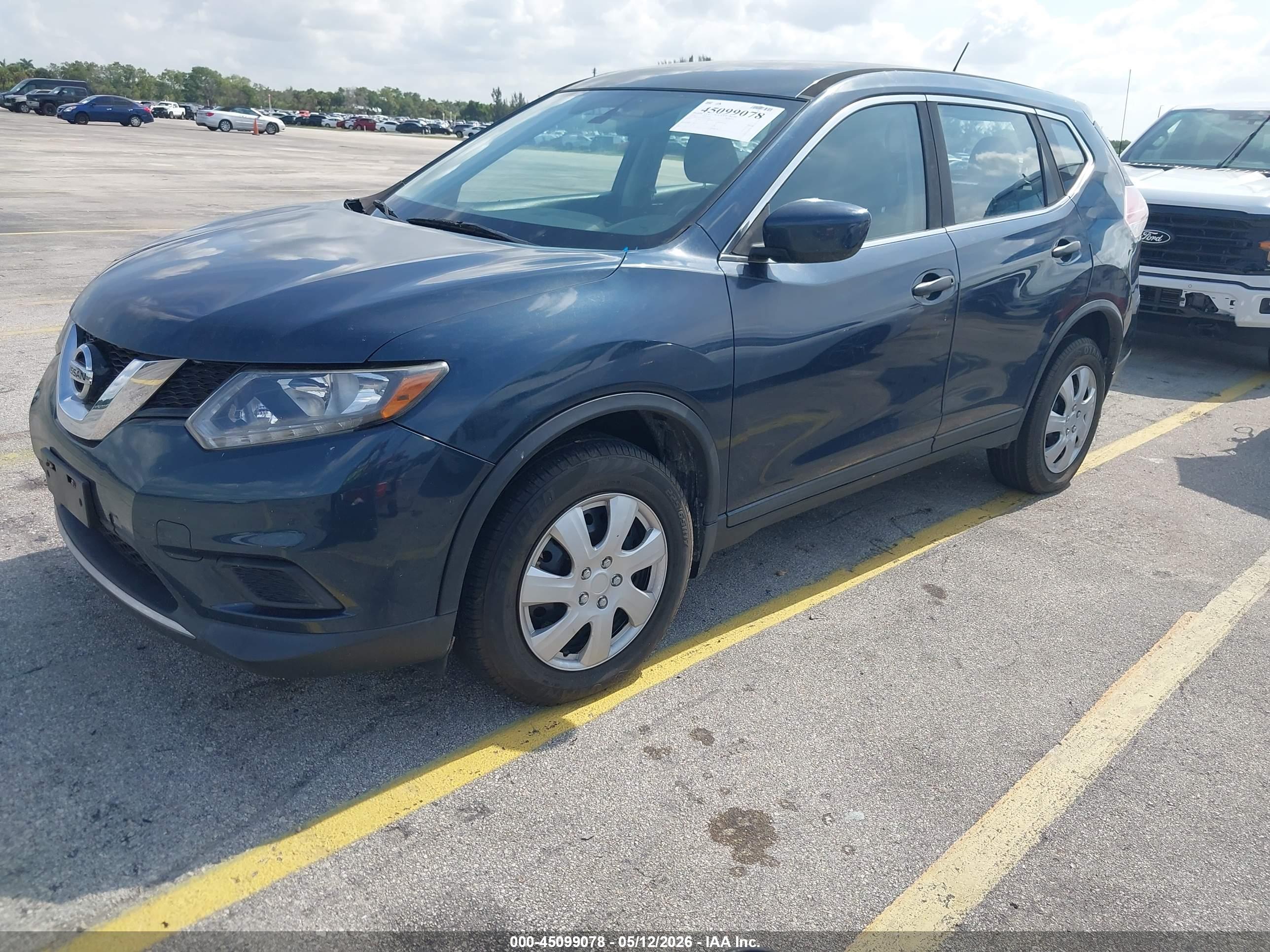 NISSAN ROGUE image 2