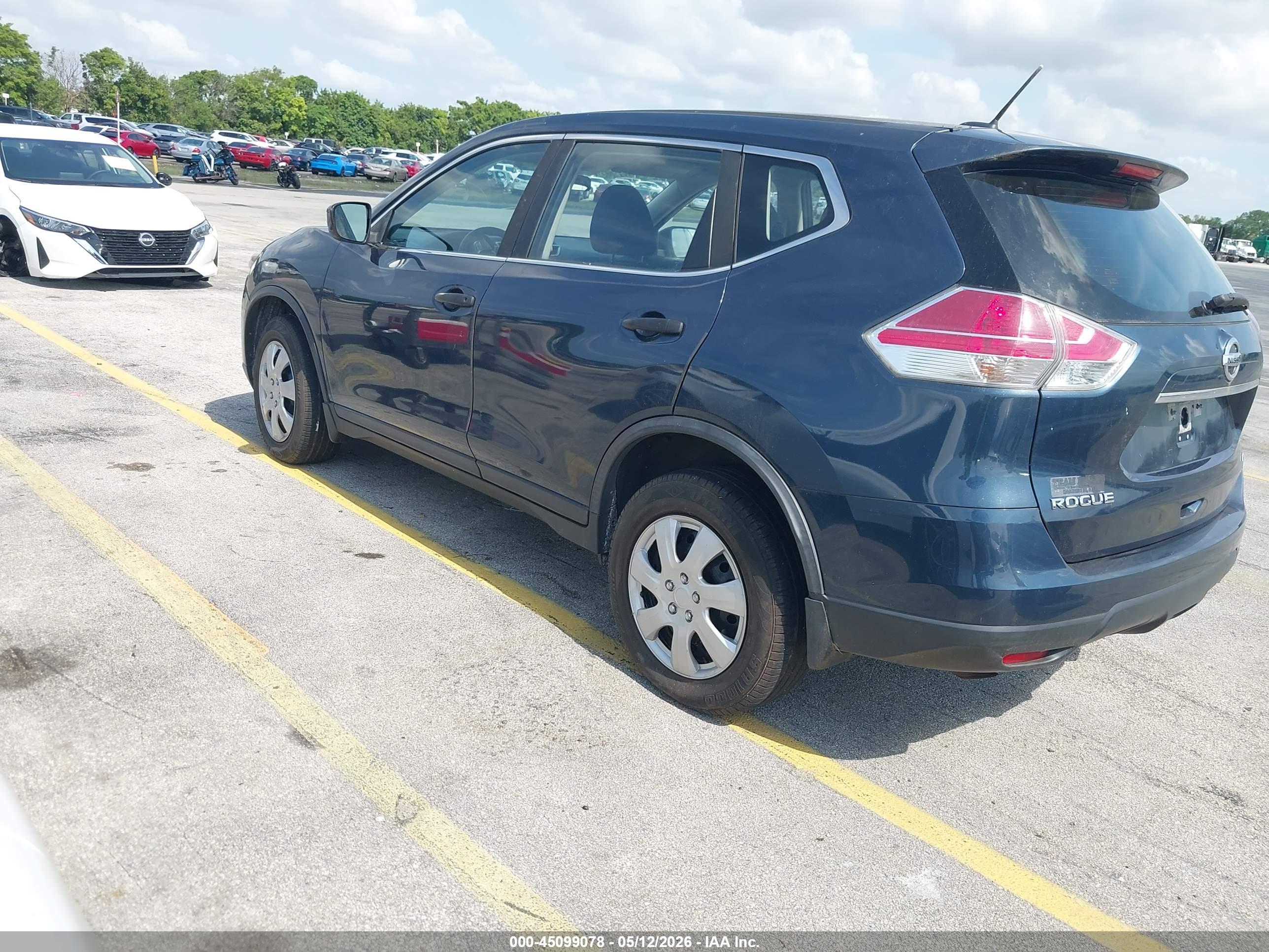 NISSAN ROGUE image 3