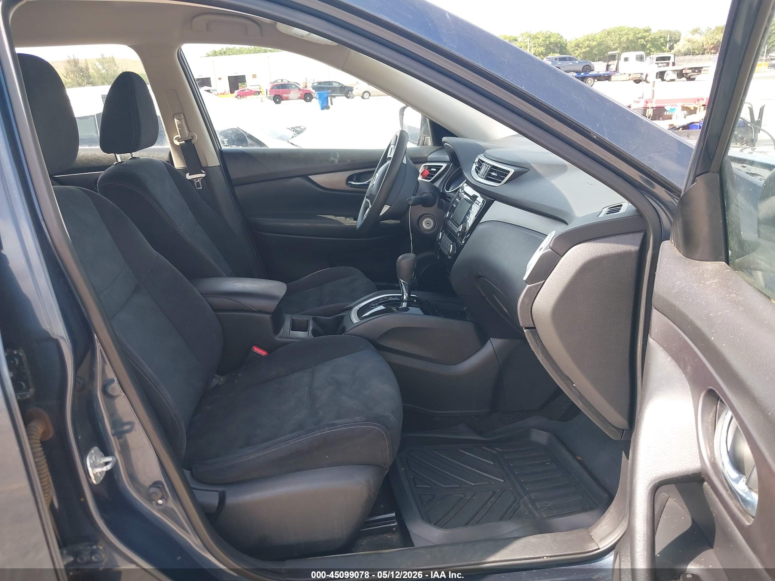 NISSAN ROGUE image 5