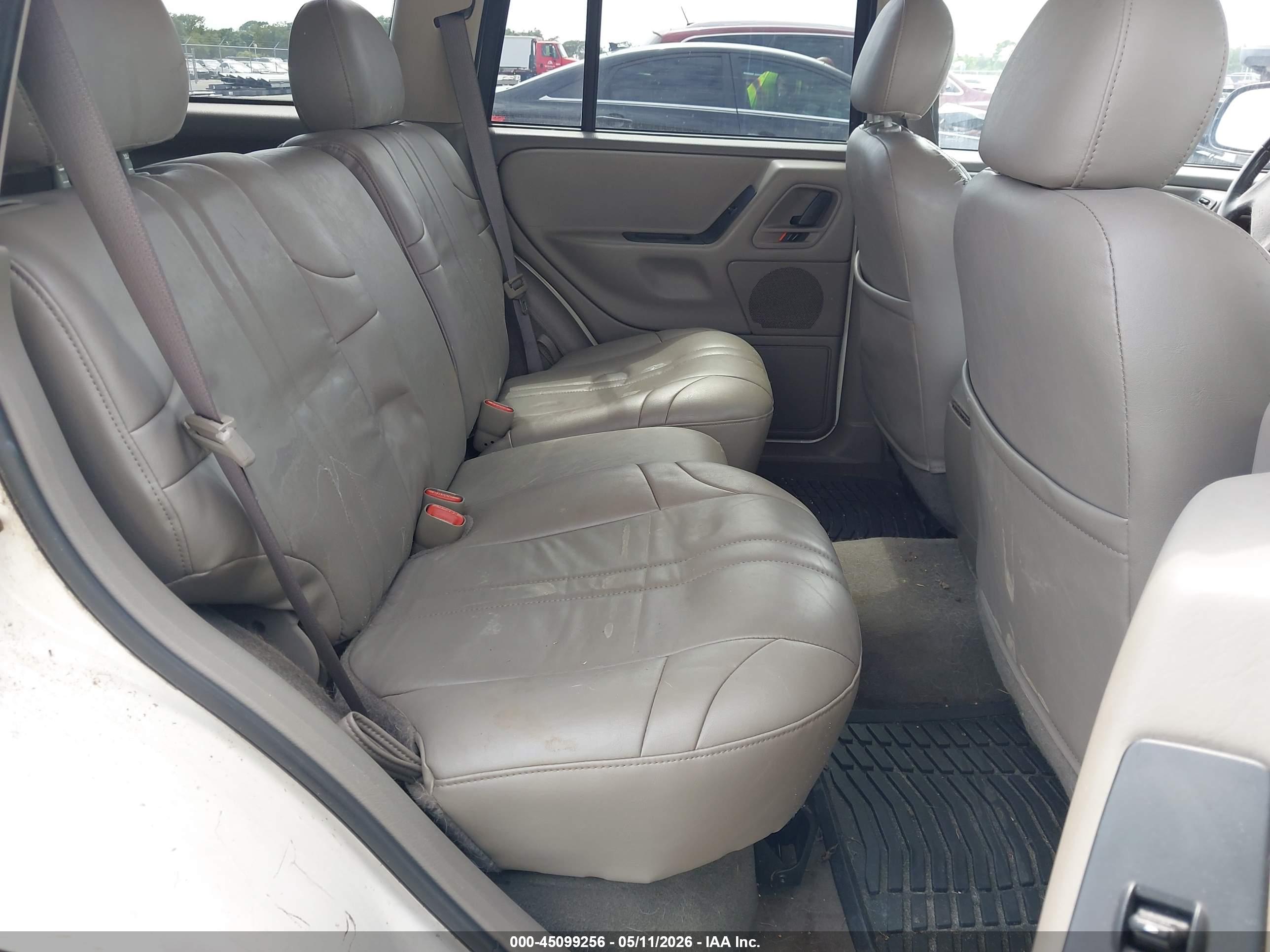 JEEP GRAND image 8