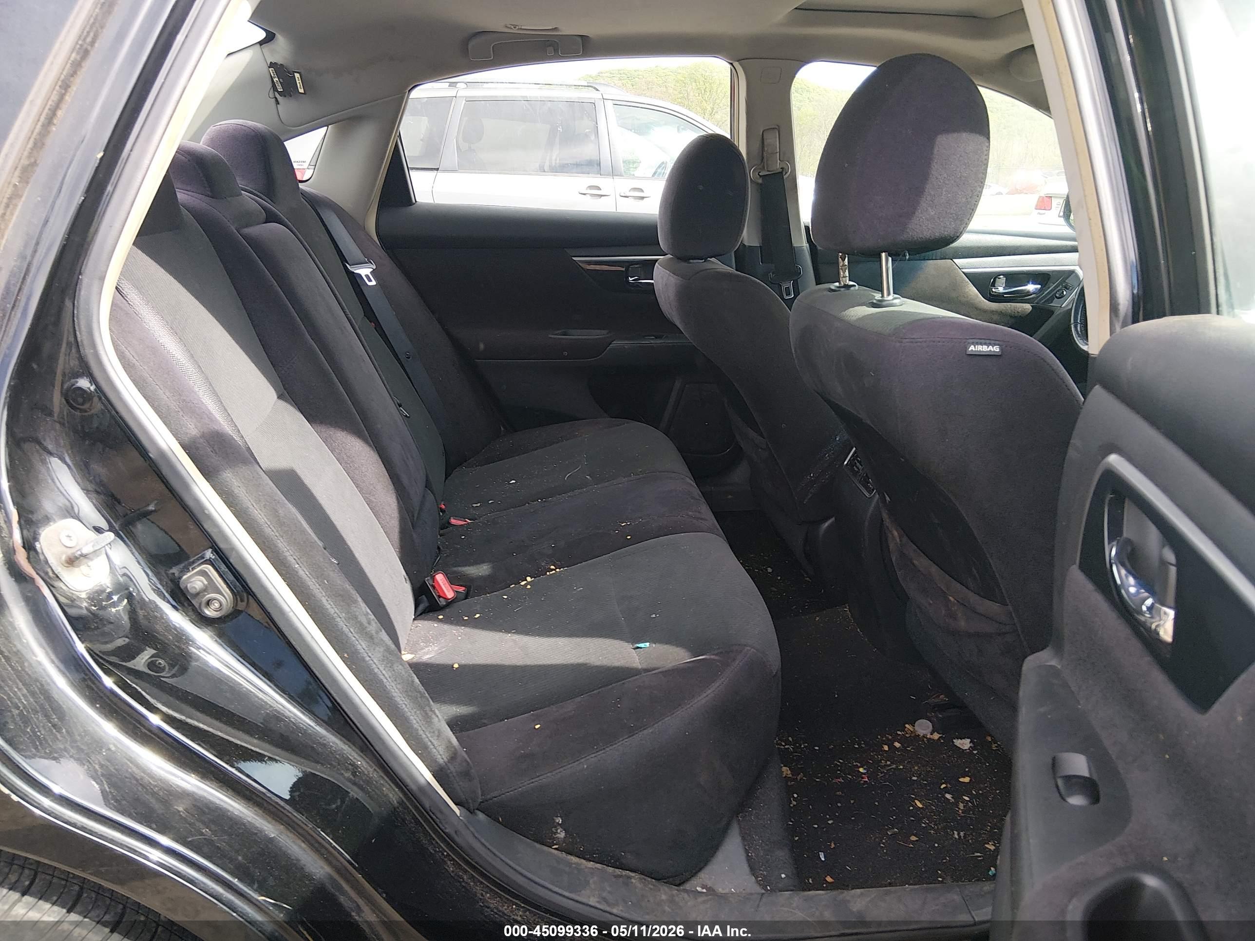 NISSAN ALTIMA image 8