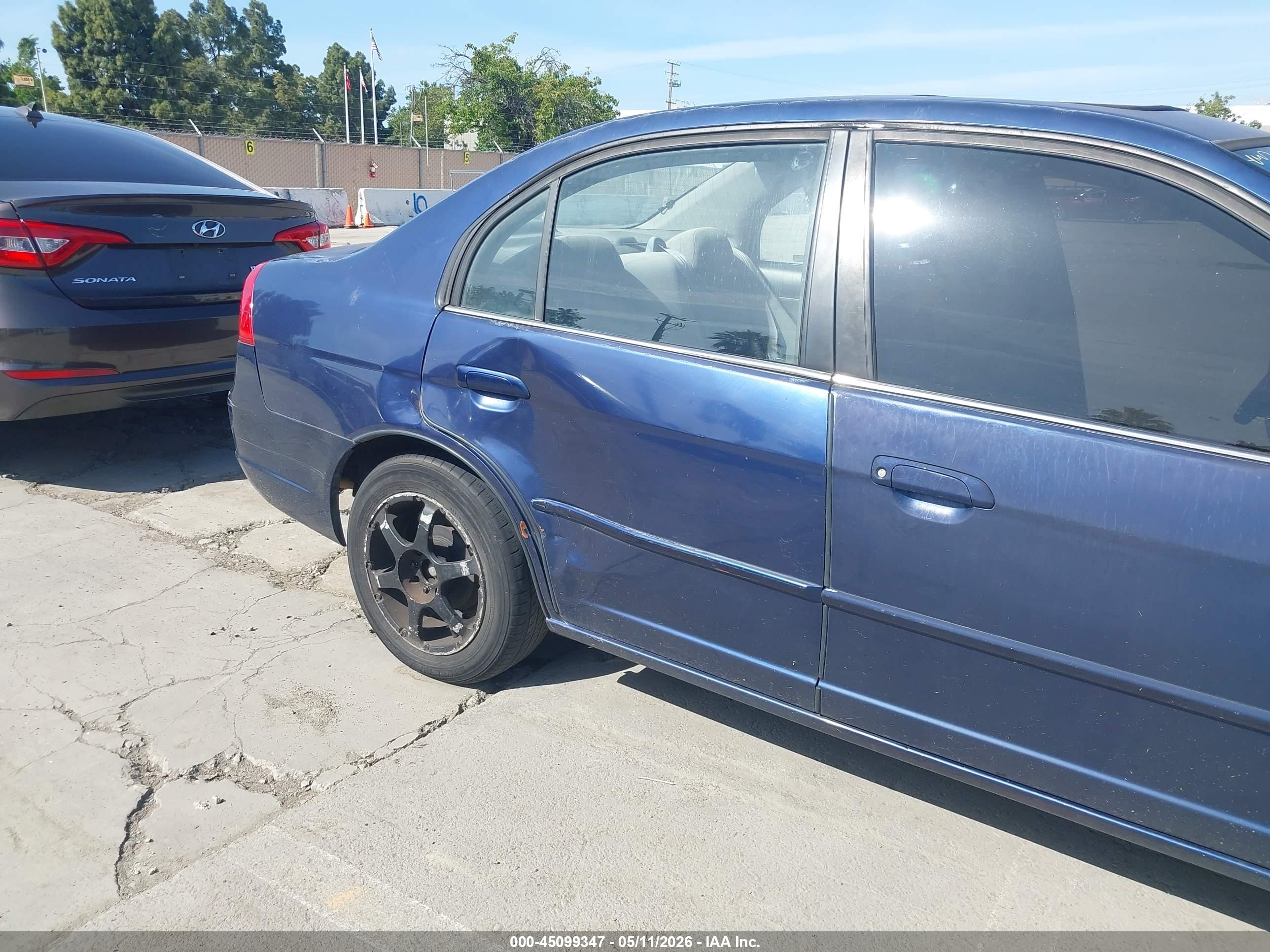 HONDA CIVIC image 6