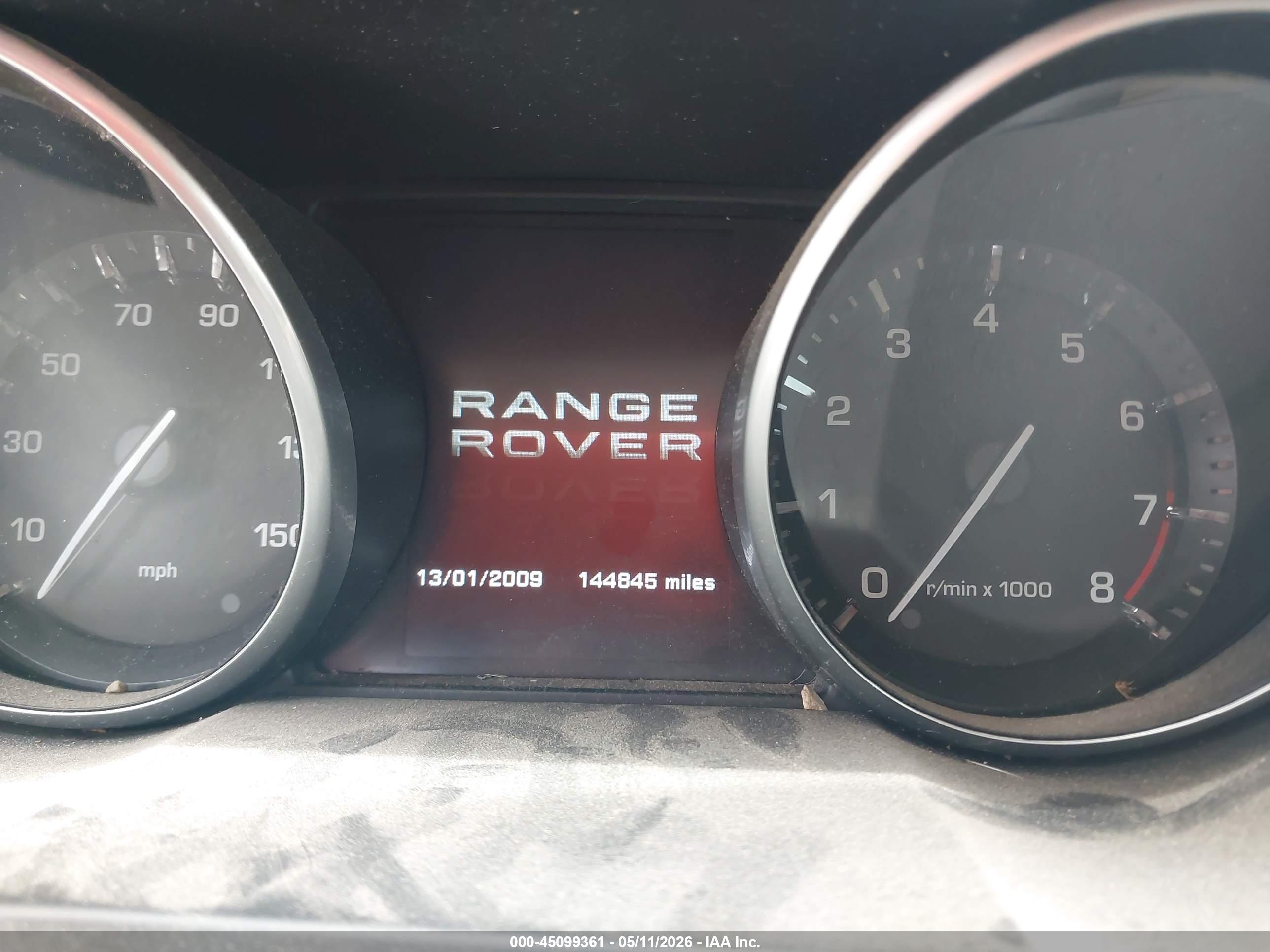 LAND ROVER image 7