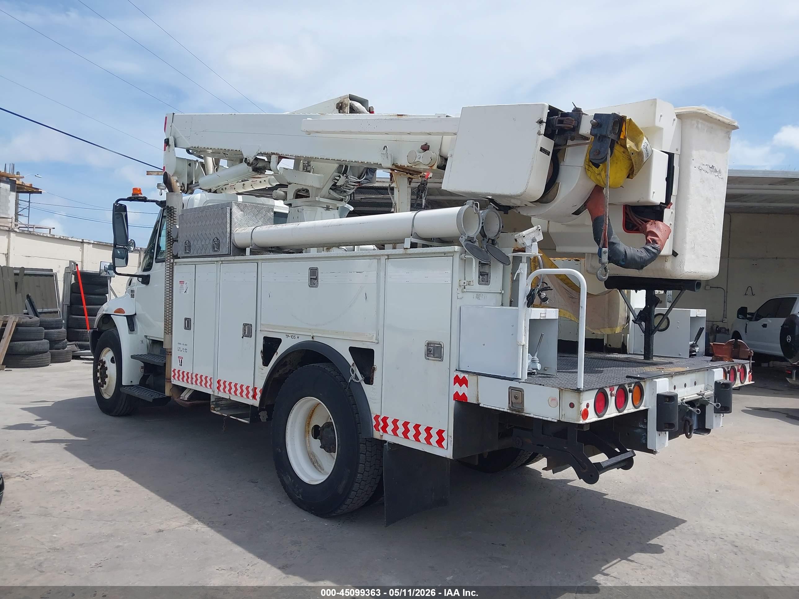 INTERNATIONAL 4000 image 3