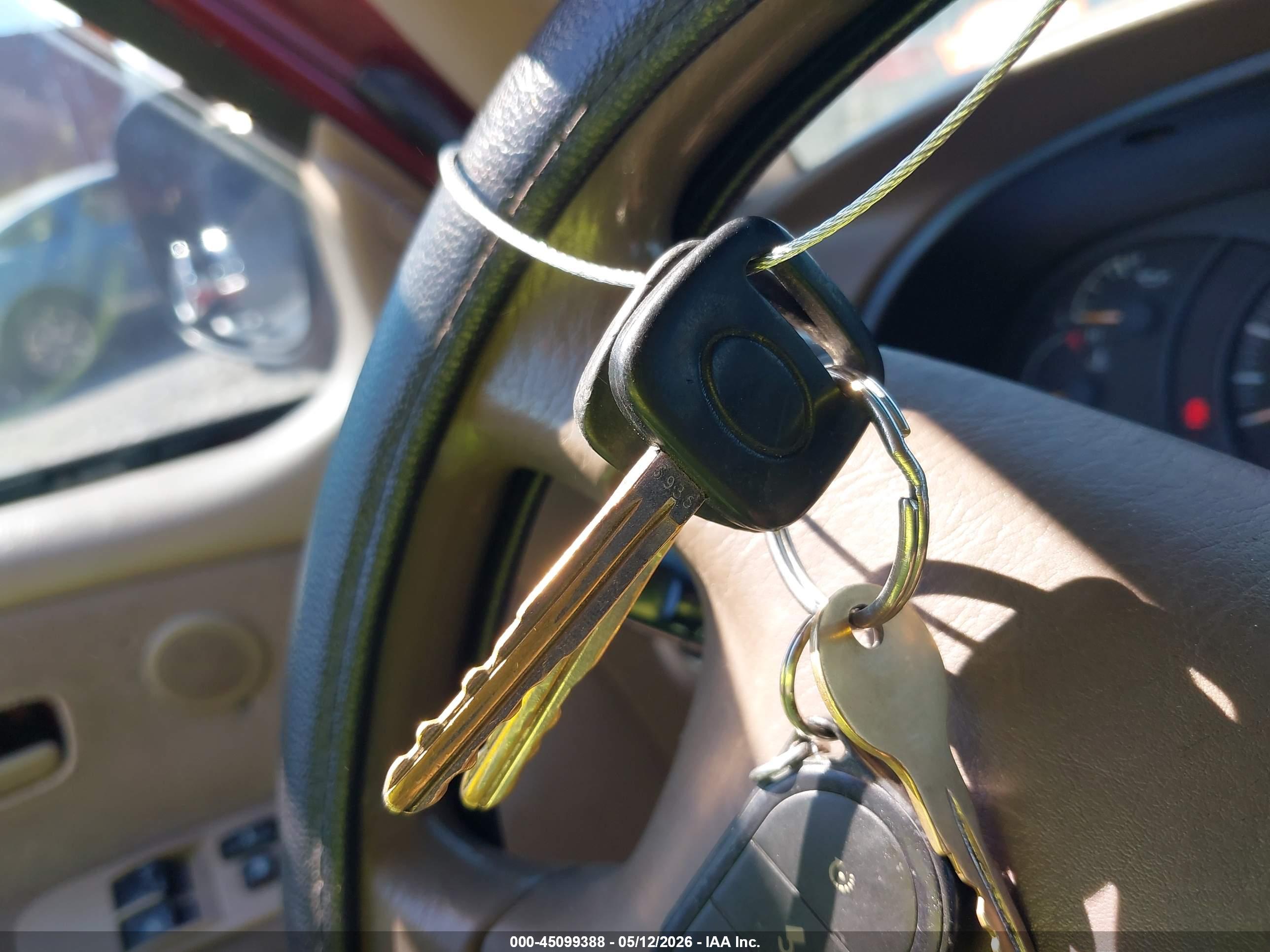TOYOTA TUNDRA image 11