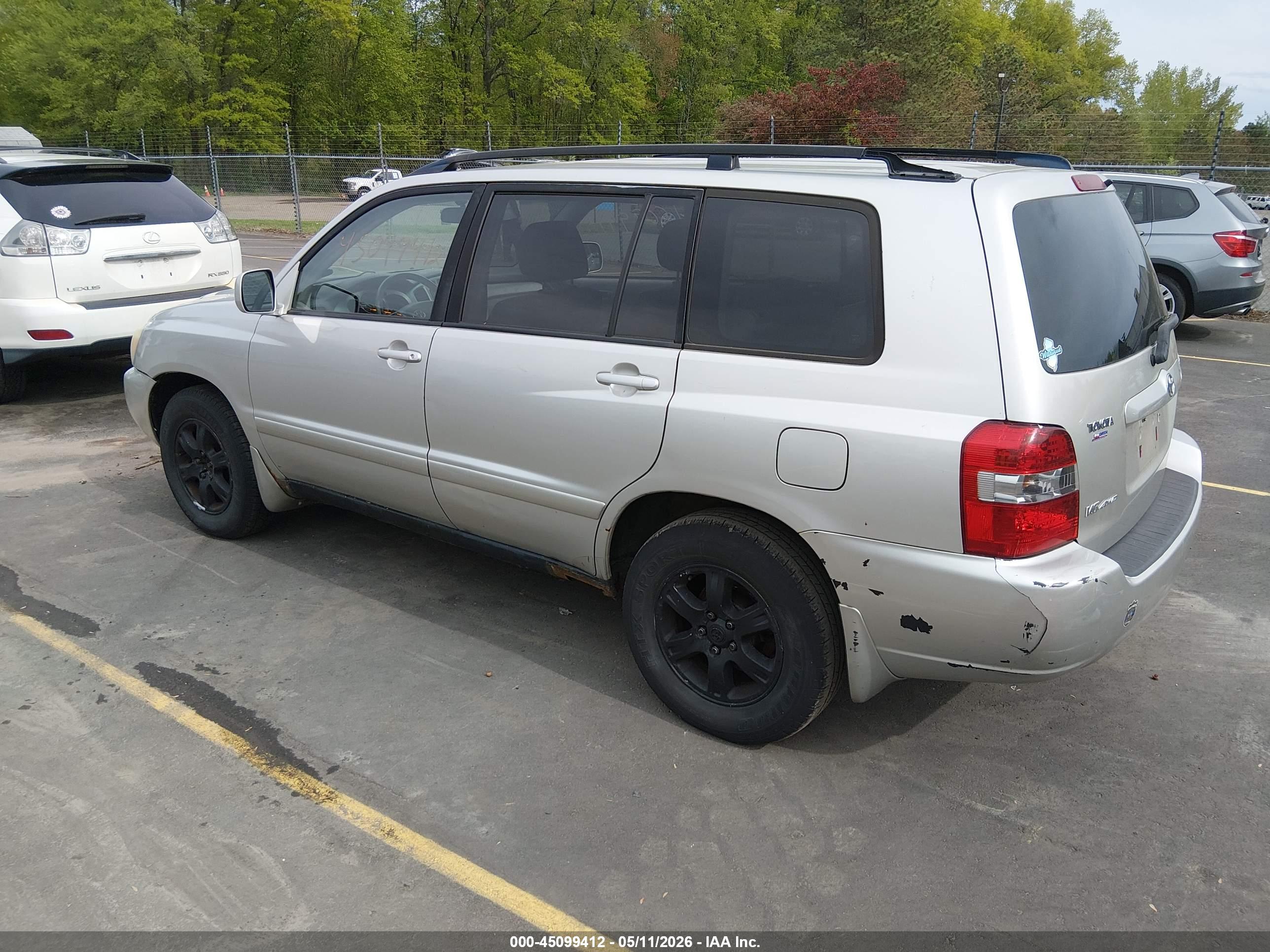 TOYOTA HIGHLANDER image 3