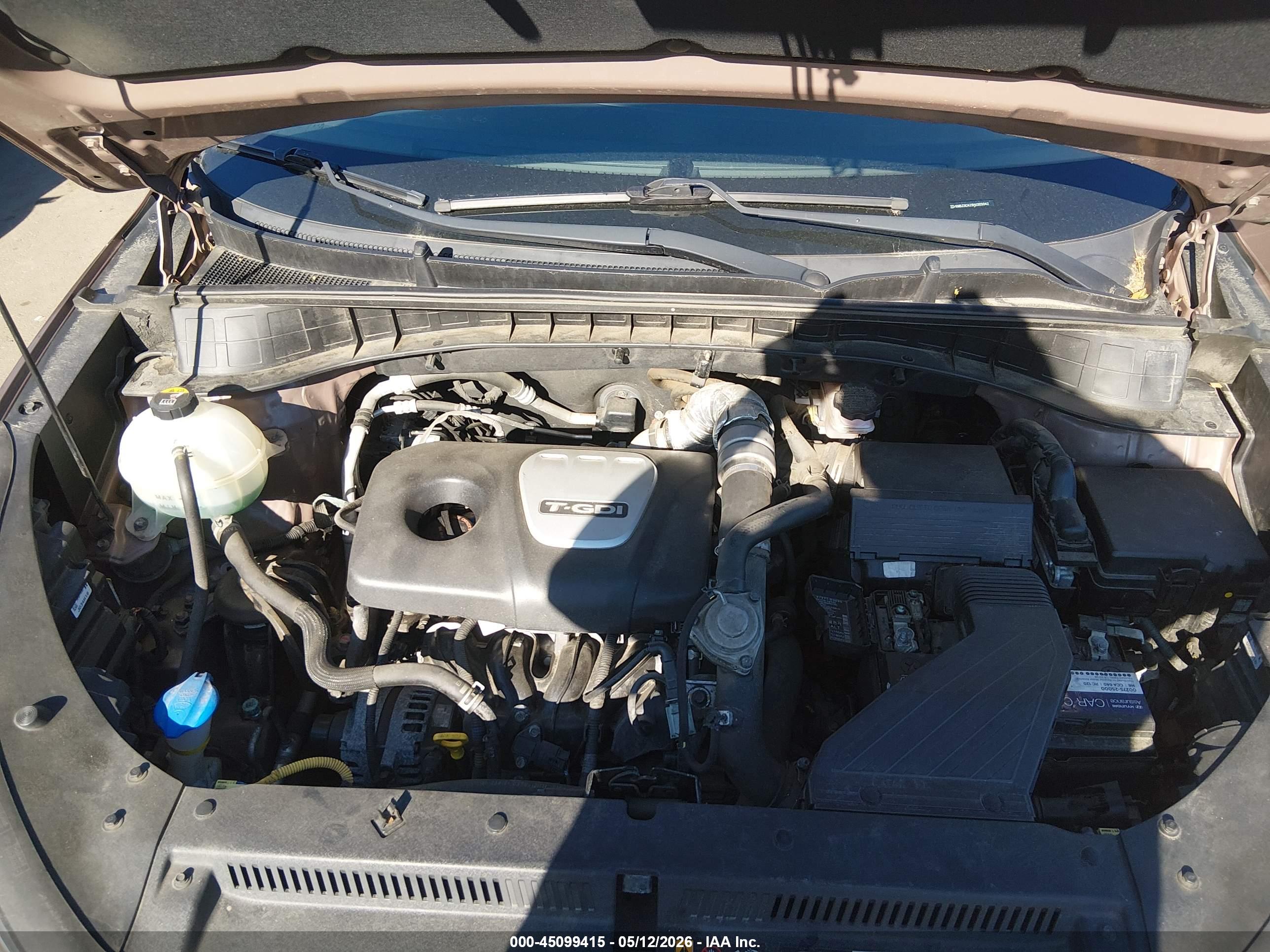 HYUNDAI TUCSON image 10