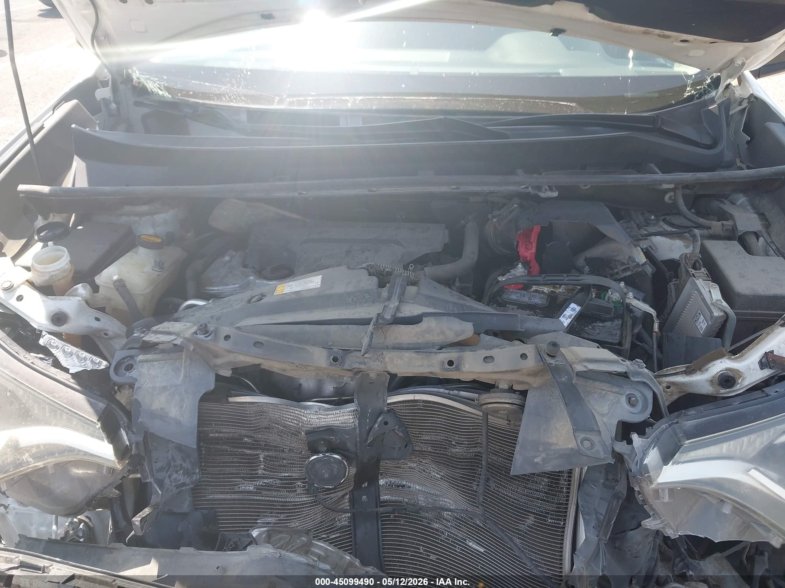 TOYOTA RAV4 image 10
