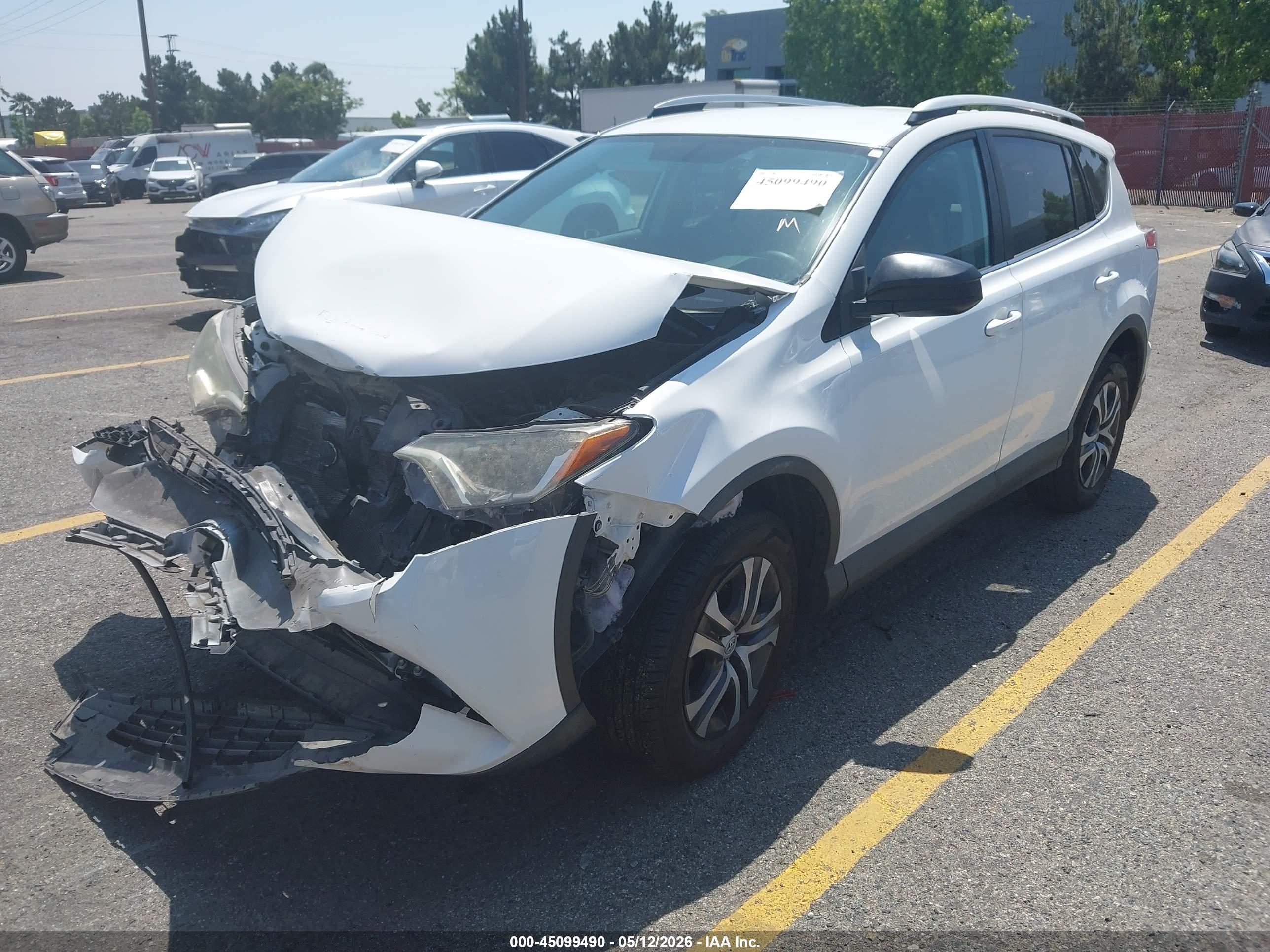 TOYOTA RAV4 image 2