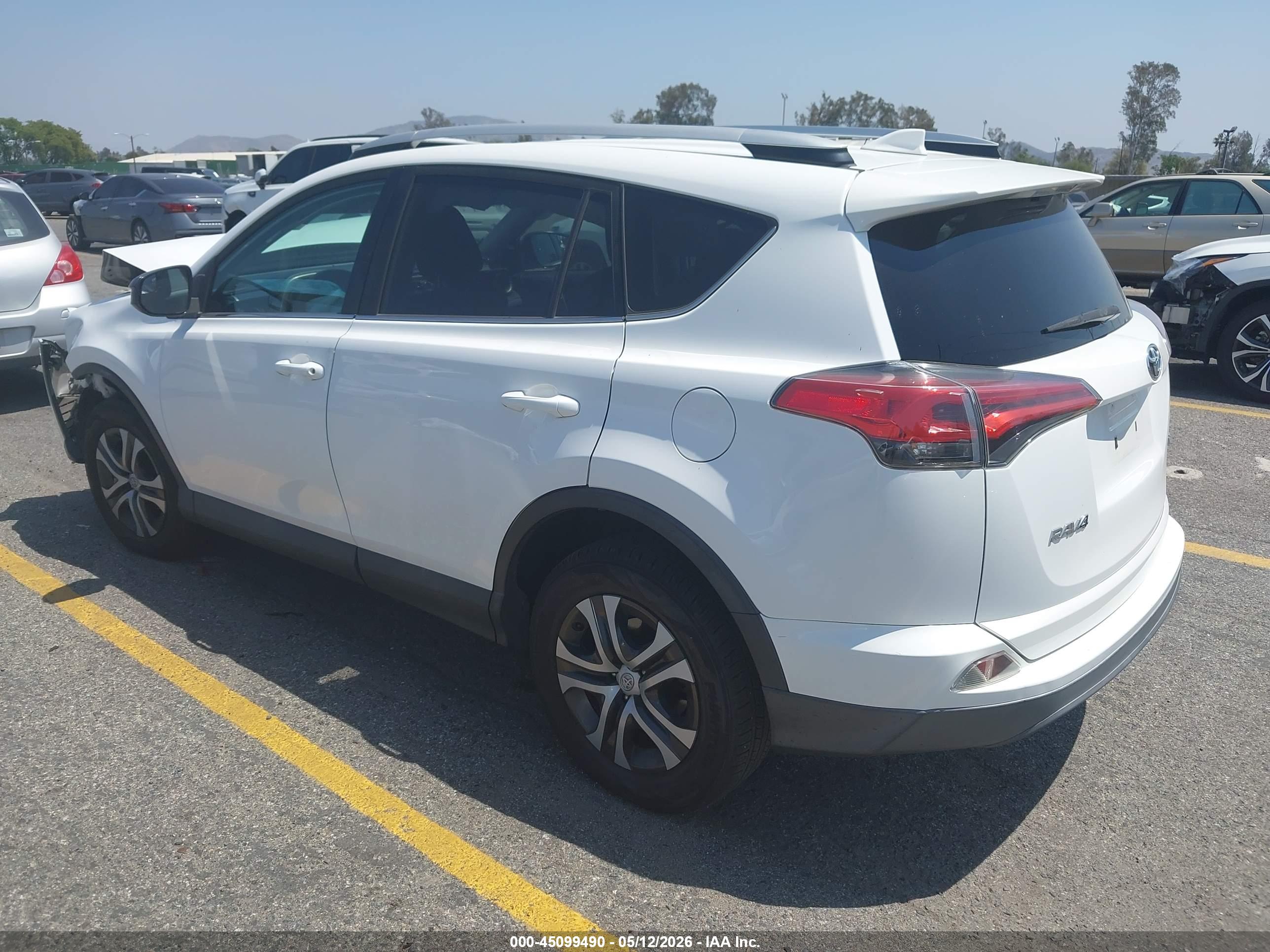TOYOTA RAV4 image 3