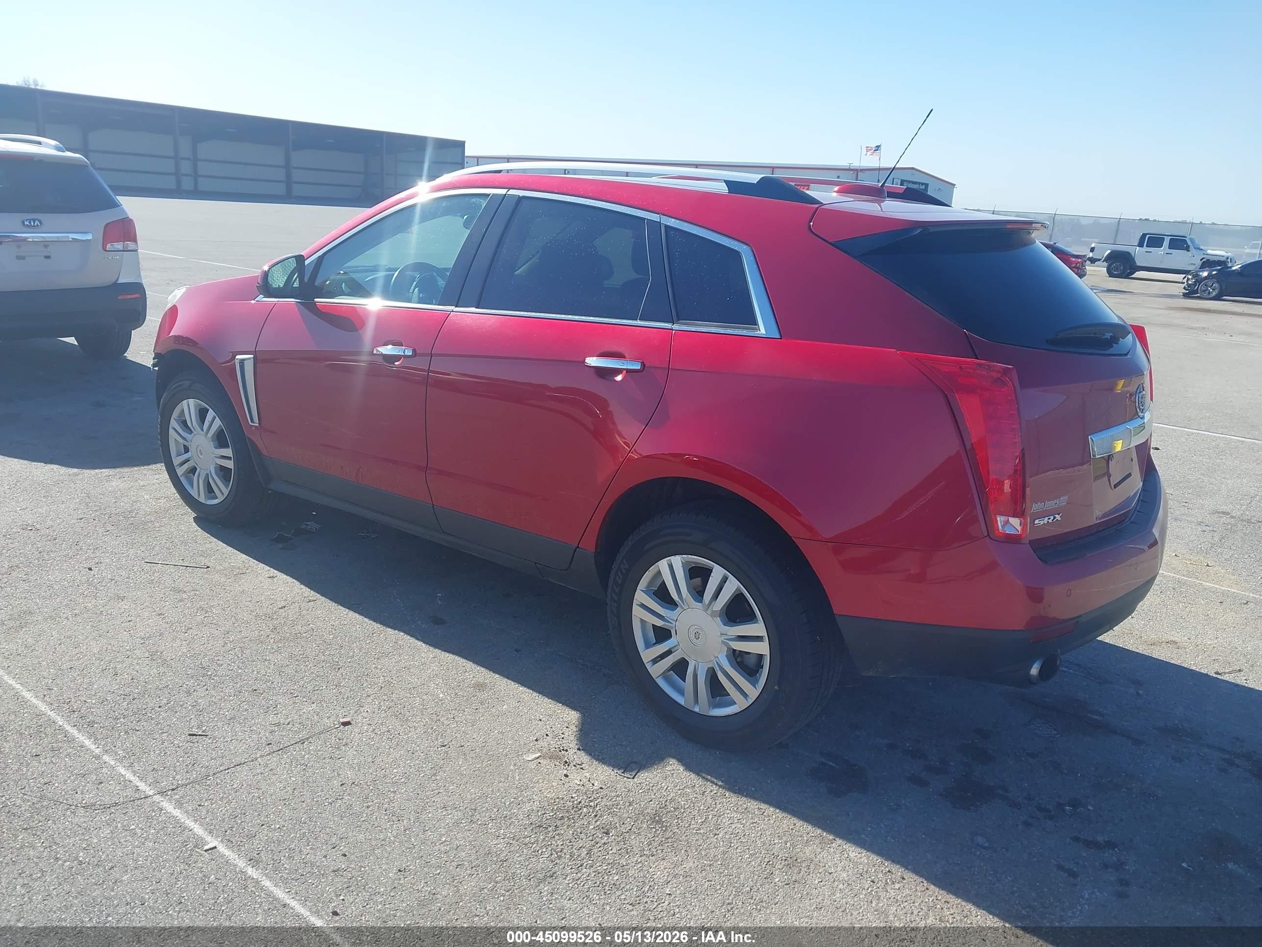CADILLAC SRX image 3