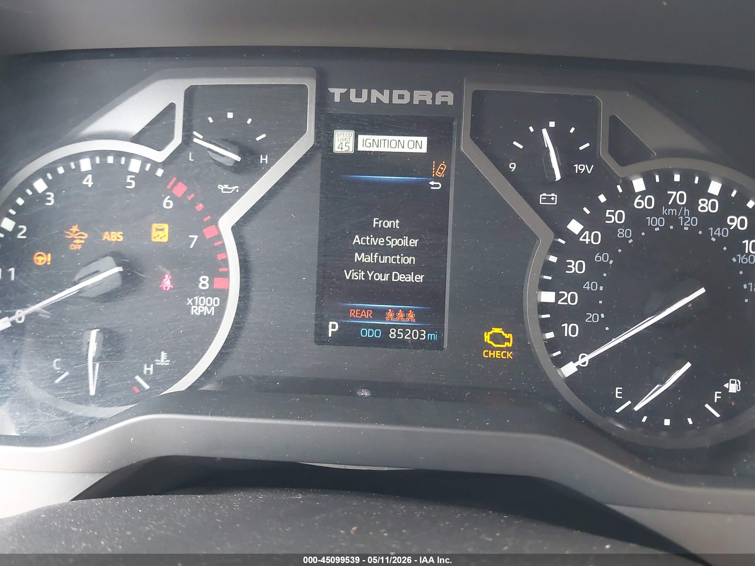 TOYOTA TUNDRA image 7