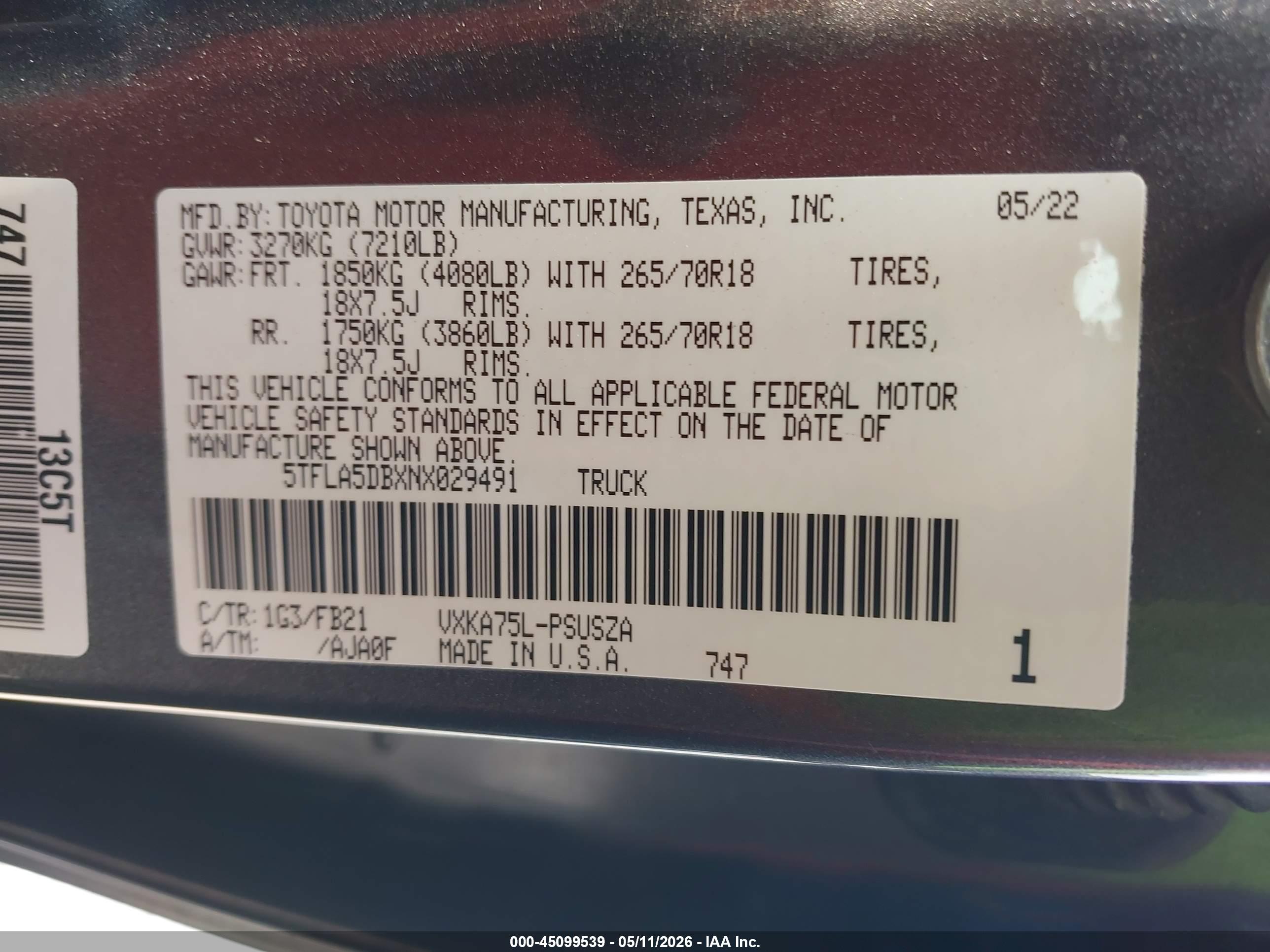TOYOTA TUNDRA image 9