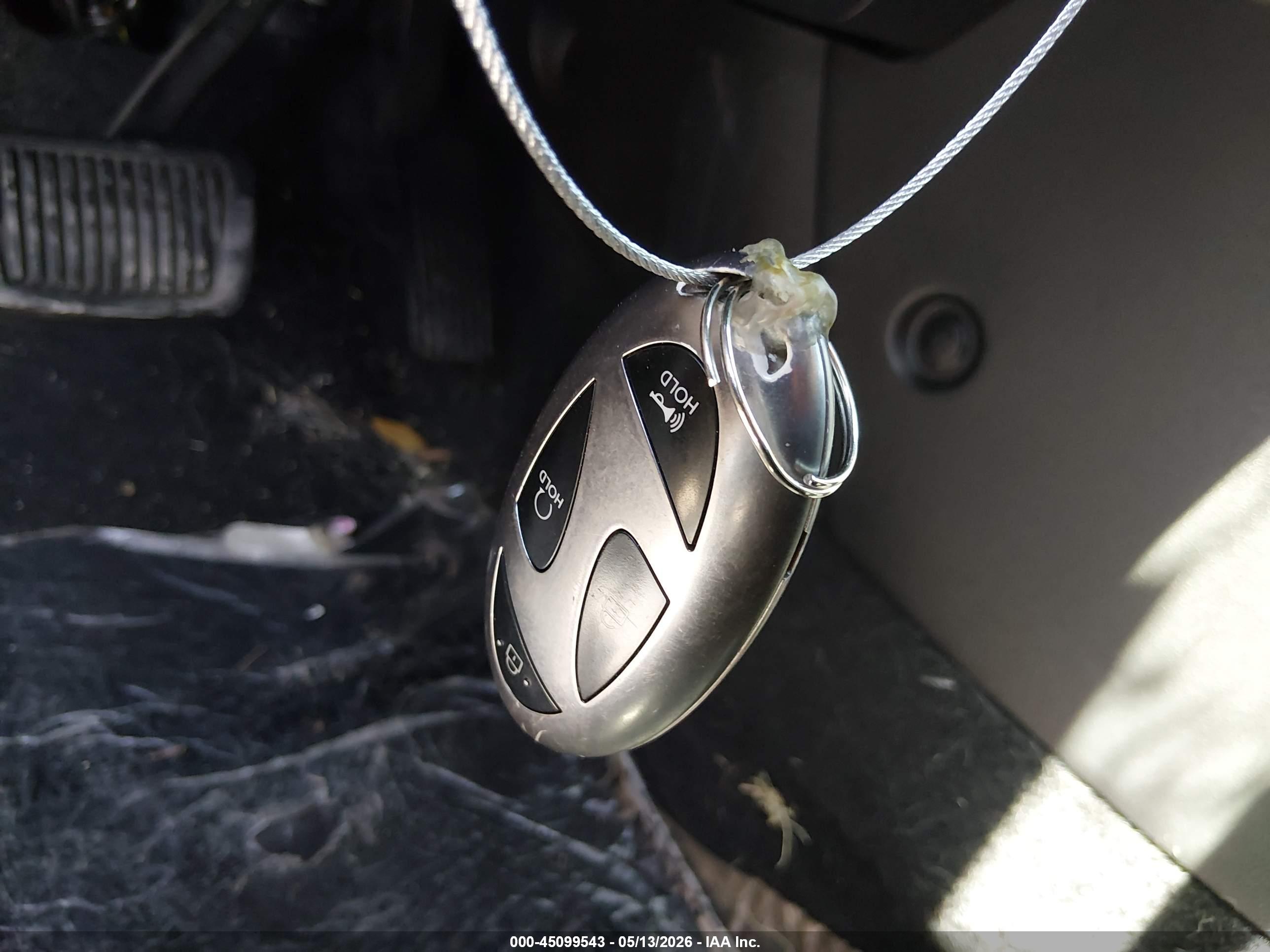 HYUNDAI KONA image 11