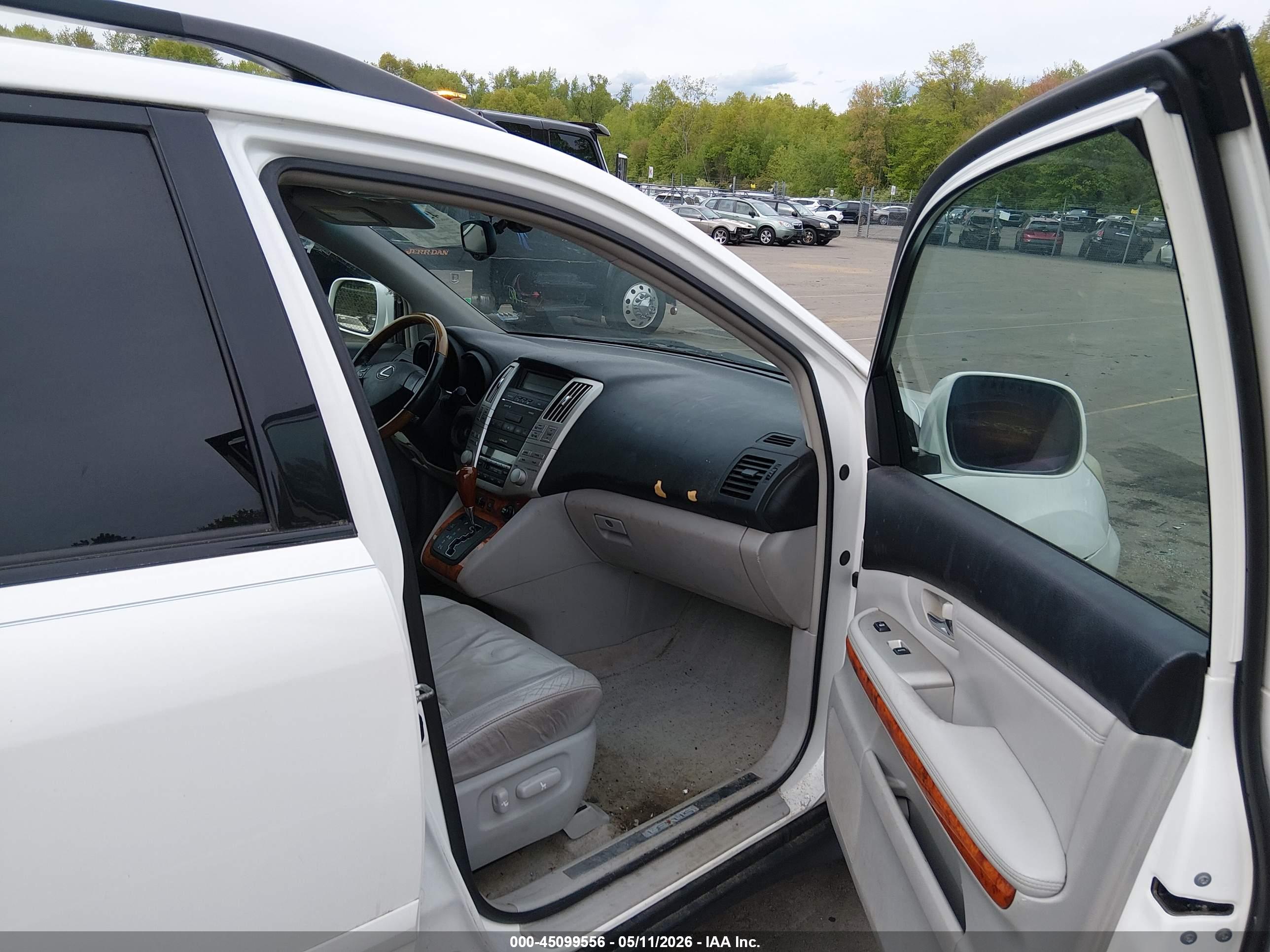 LEXUS RX image 5