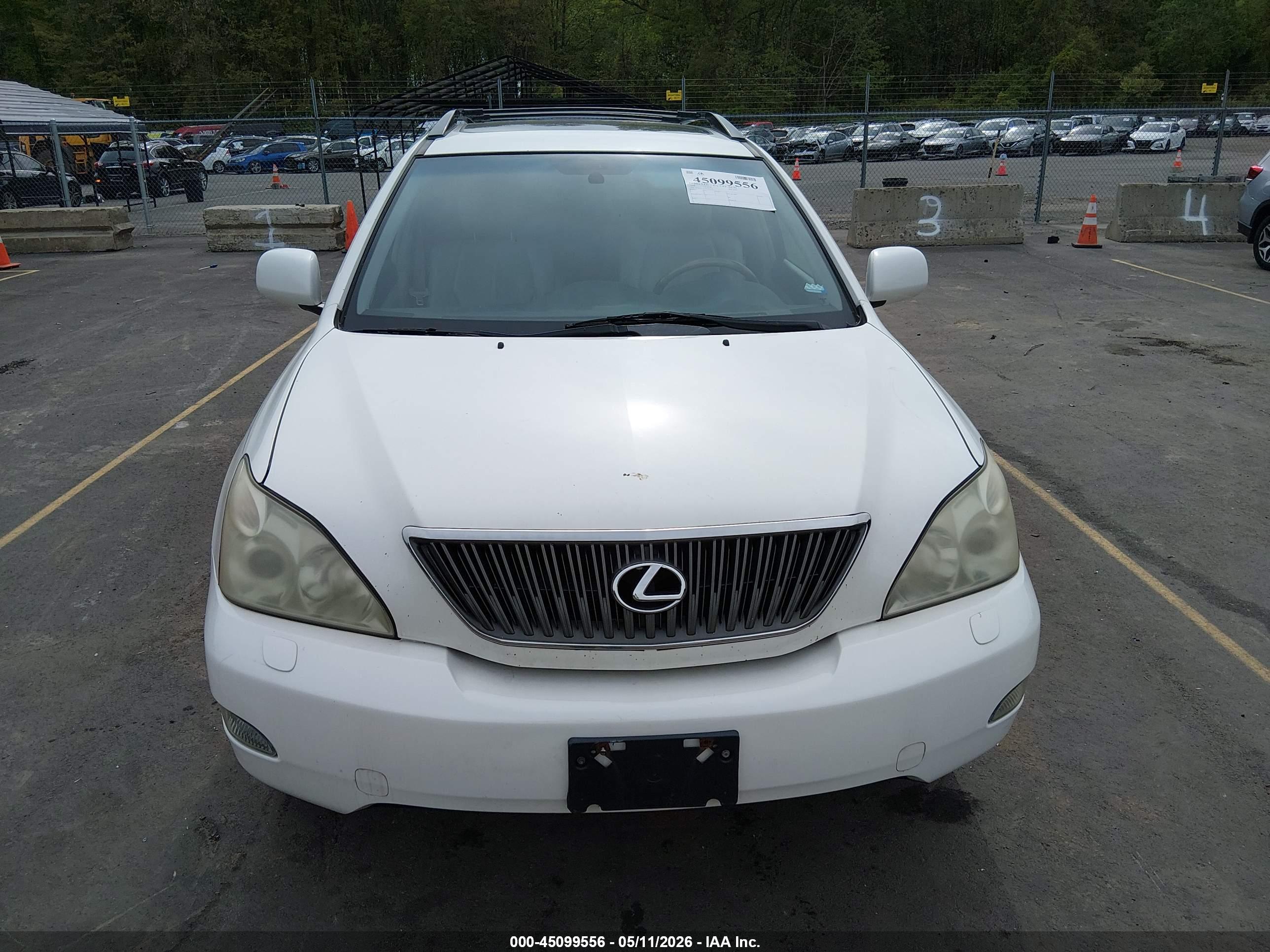 LEXUS RX image 6