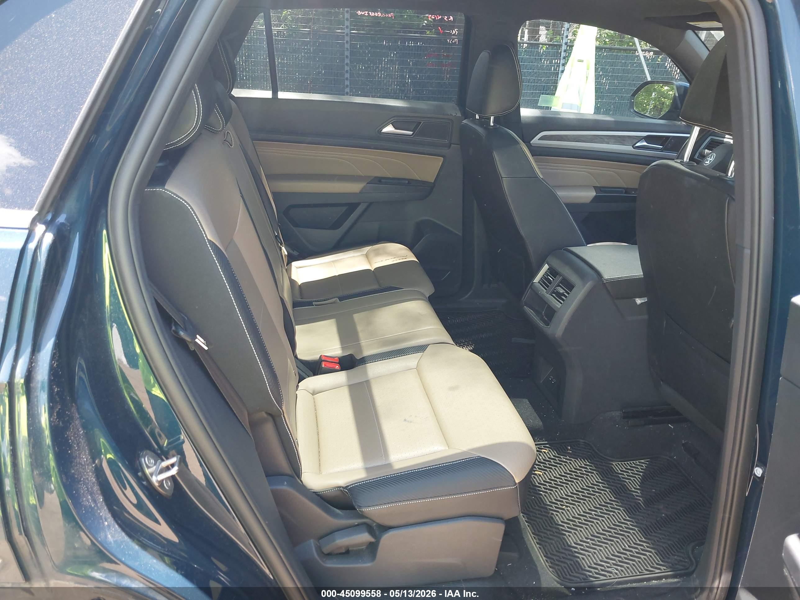VOLKSWAGEN ATLAS image 8