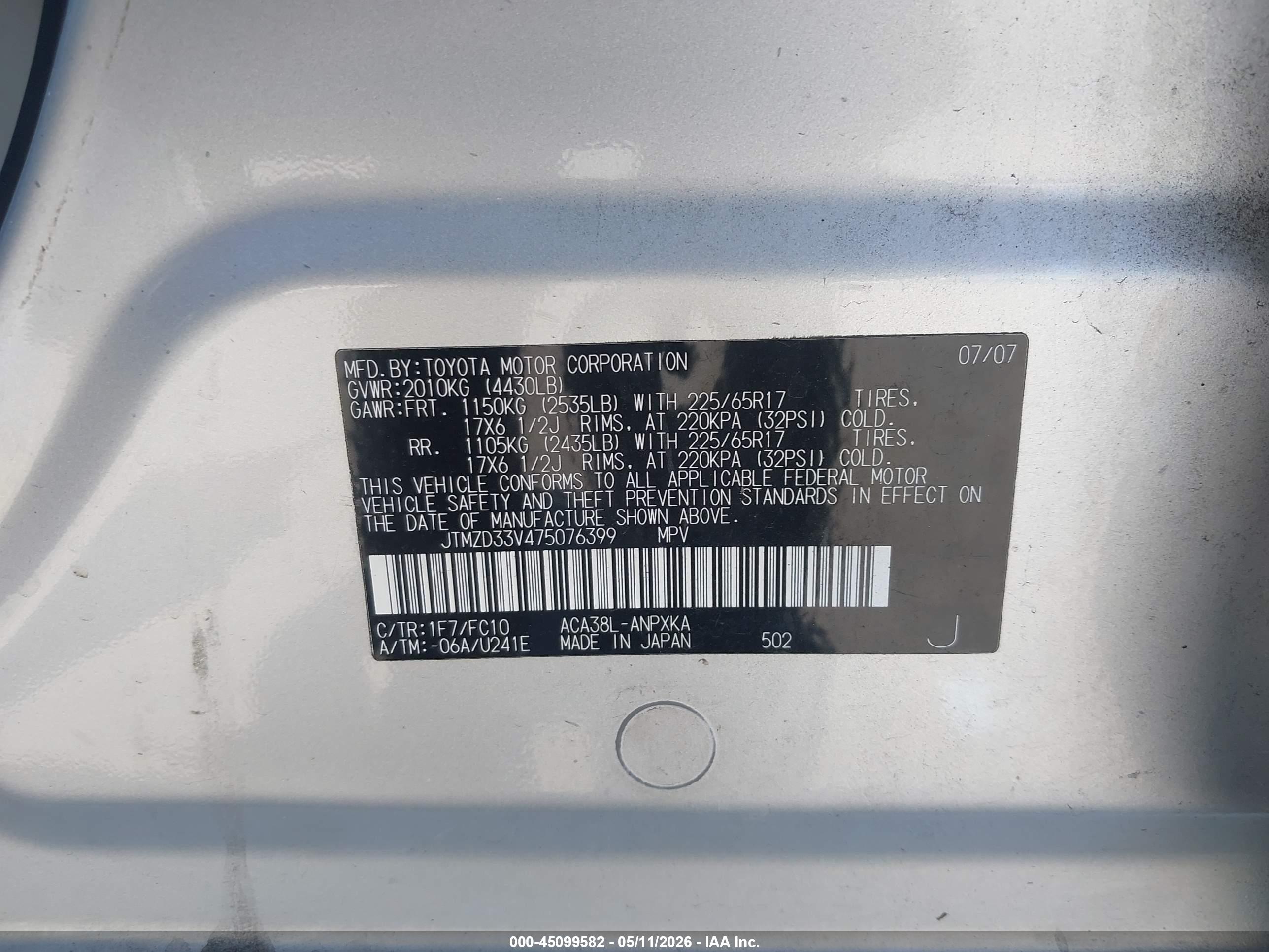 TOYOTA RAV4 image 9