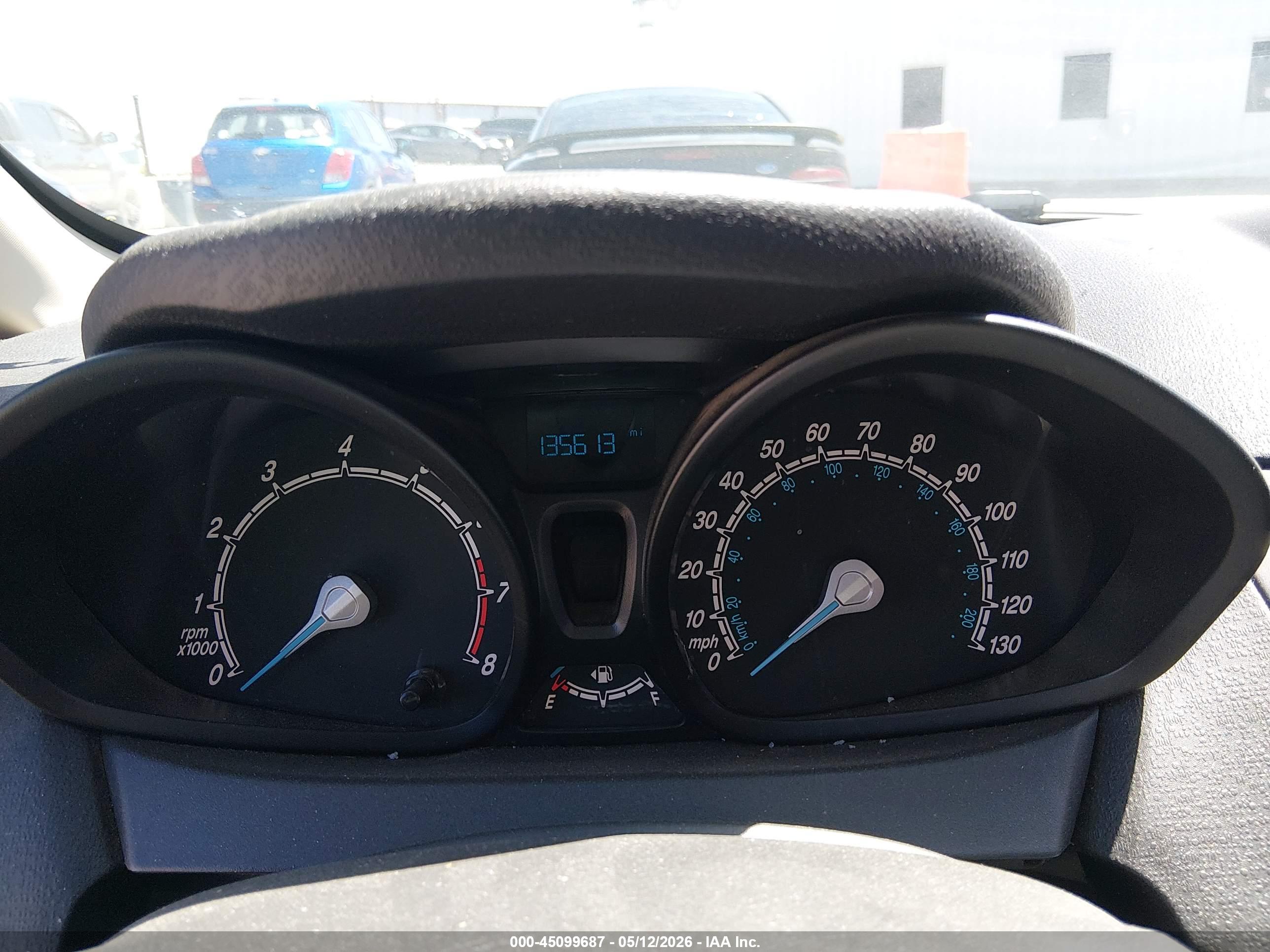 FORD FIESTA image 7