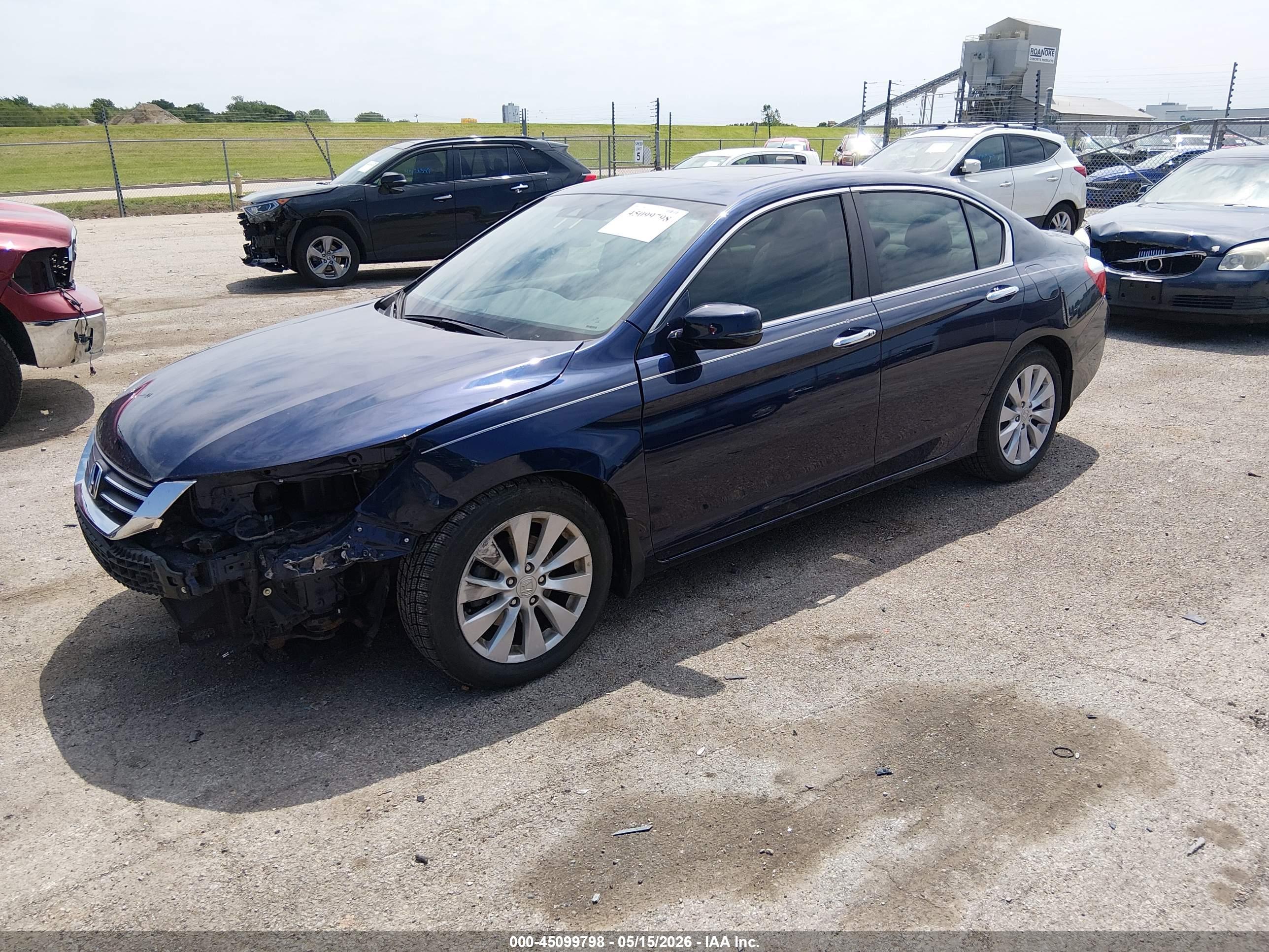 HONDA ACCORD image 2