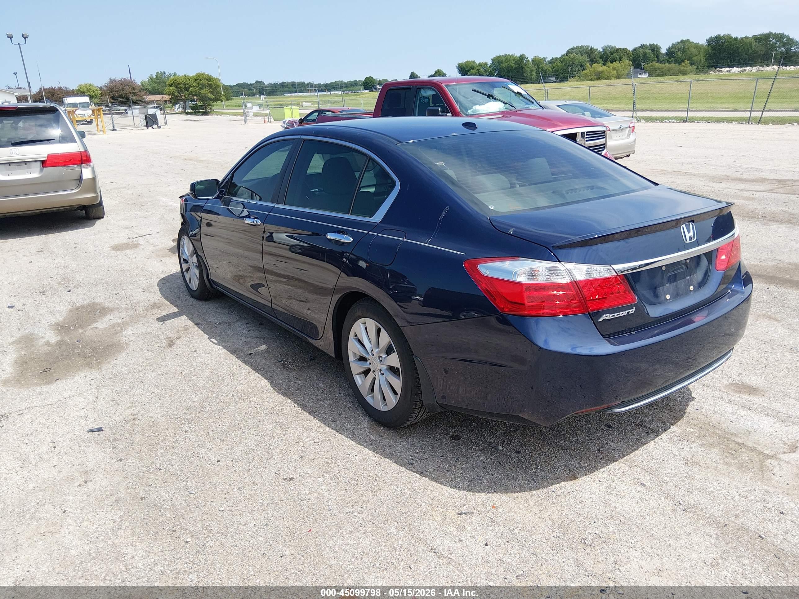 HONDA ACCORD image 3