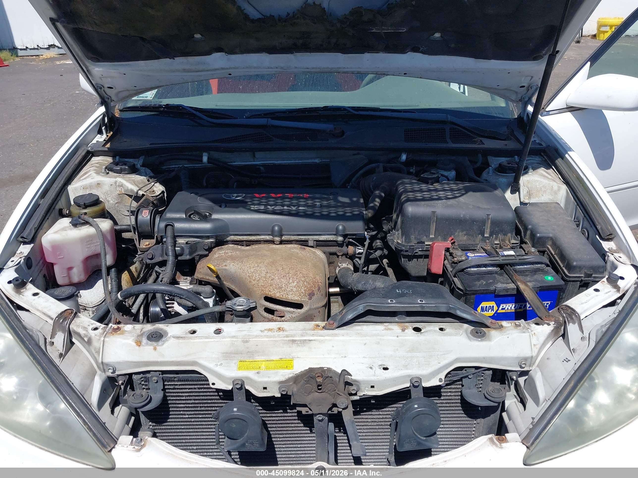 TOYOTA CAMRY image 10
