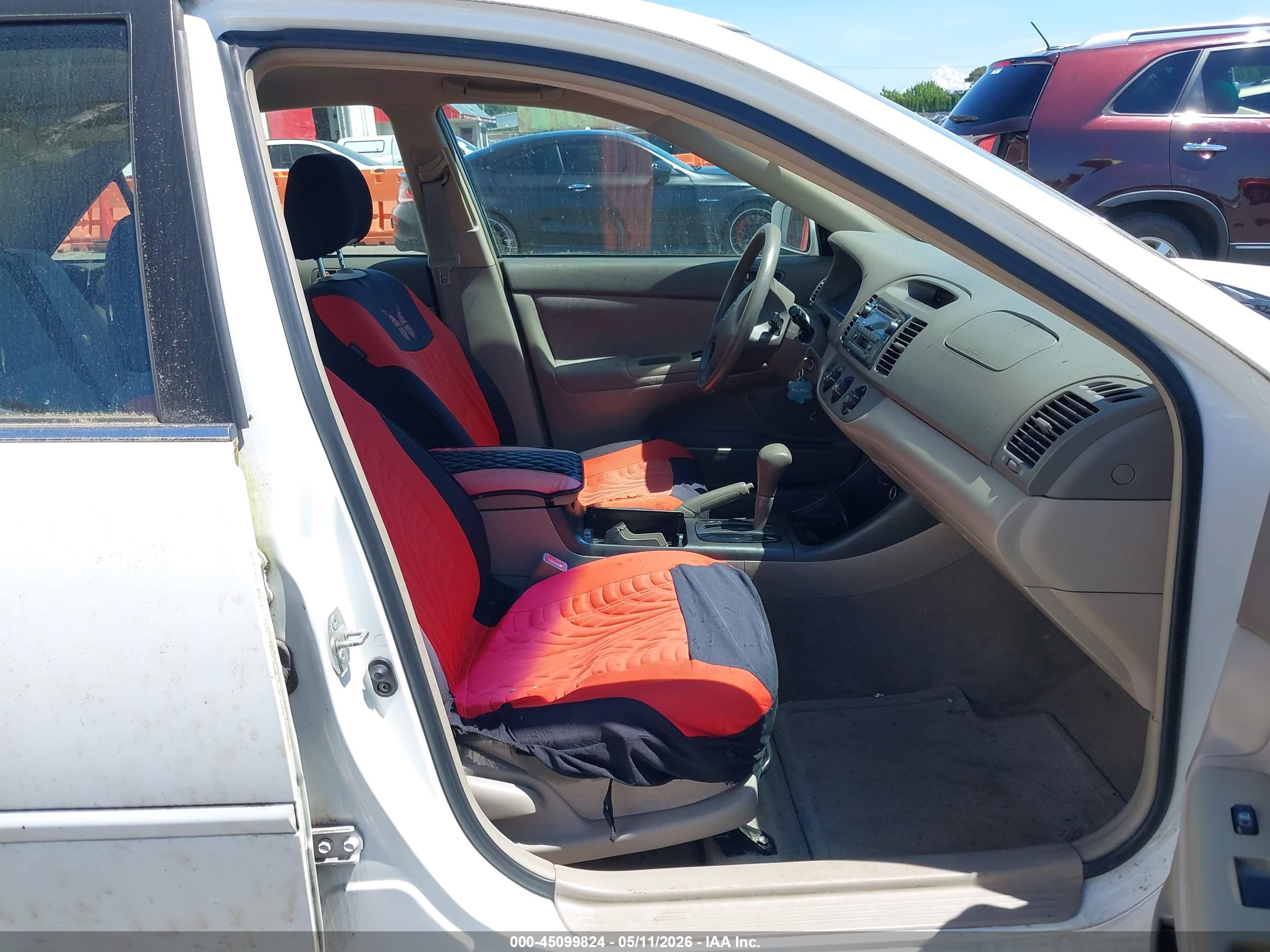 TOYOTA CAMRY image 5
