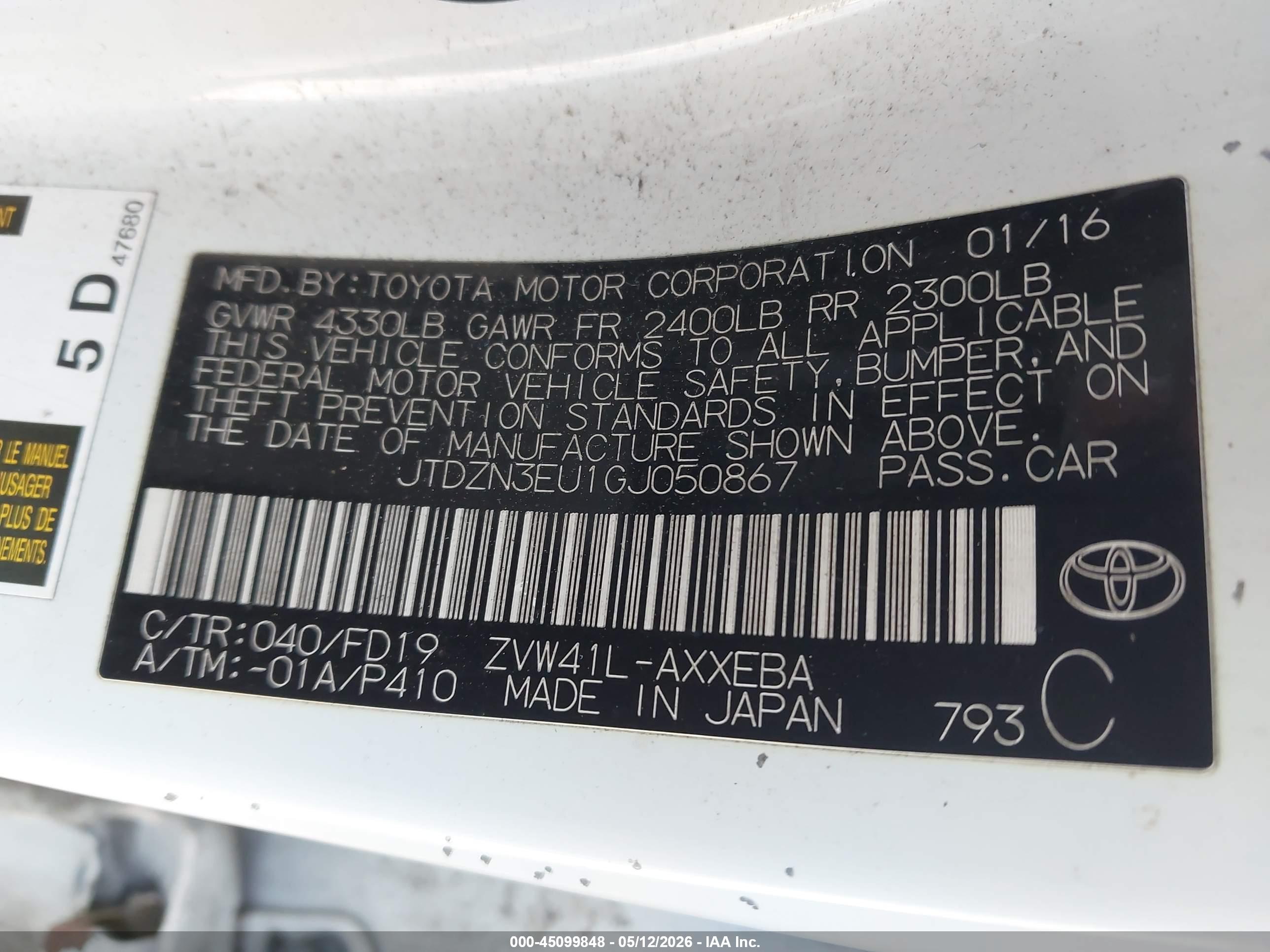 TOYOTA PRIUS image 9