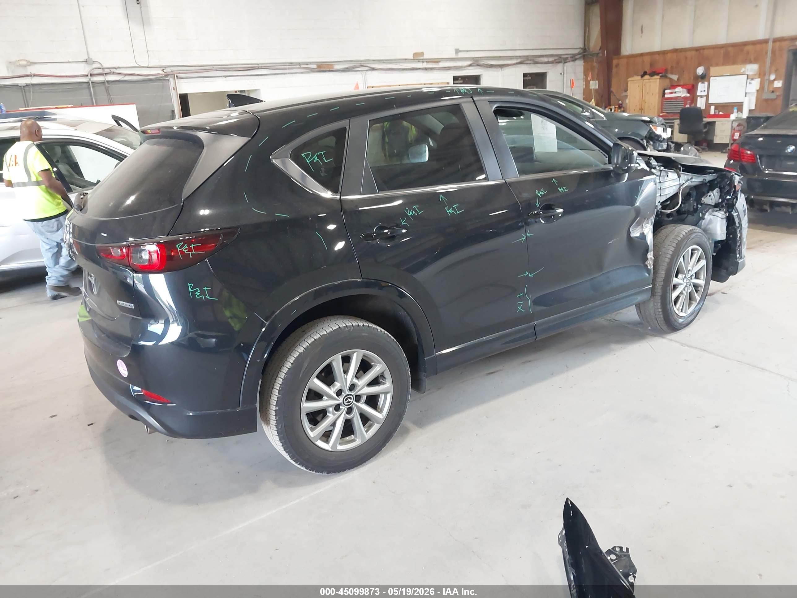 MAZDA CX-5 image 4
