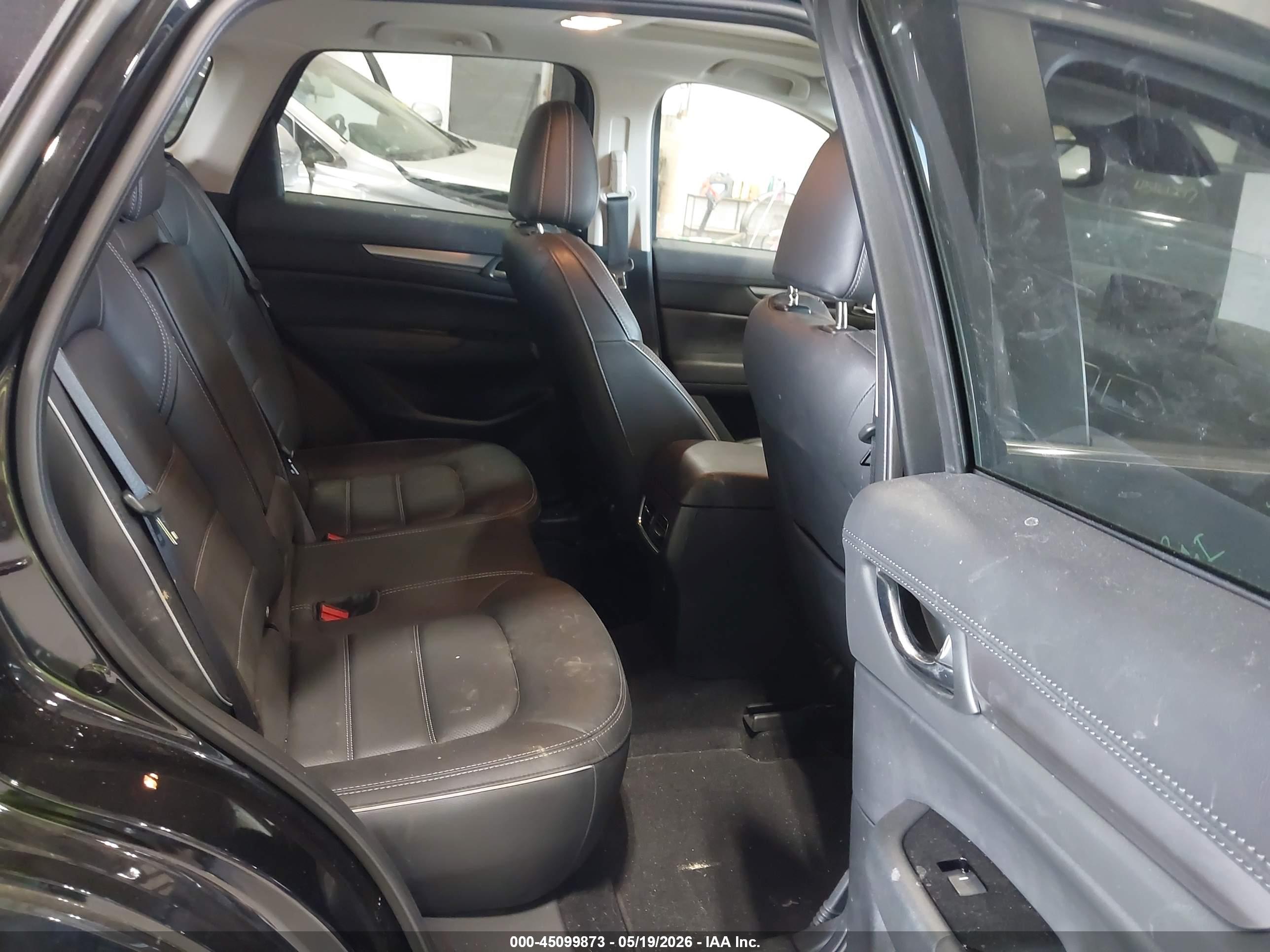 MAZDA CX-5 image 8