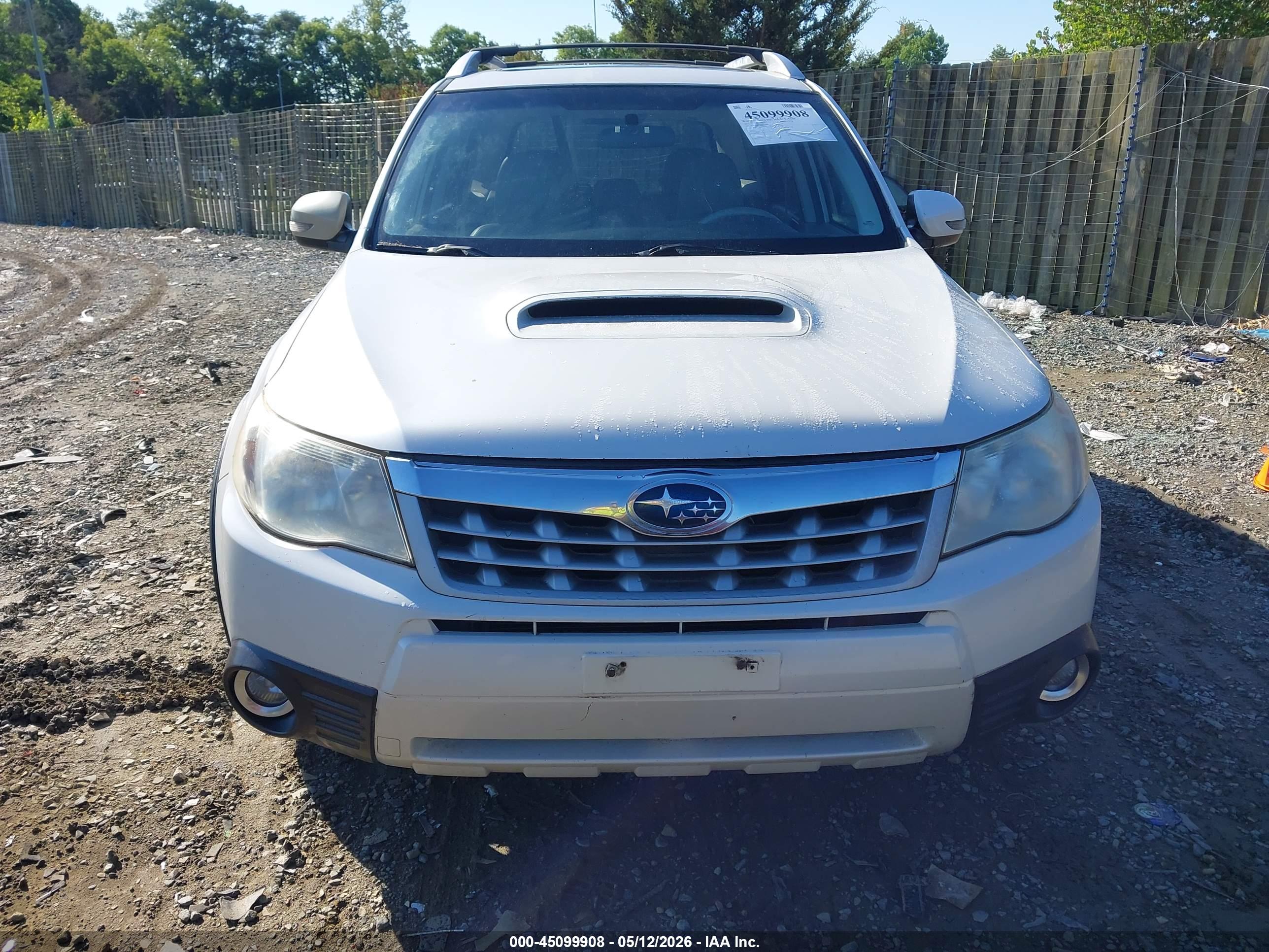 SUBARU FORESTER image 6
