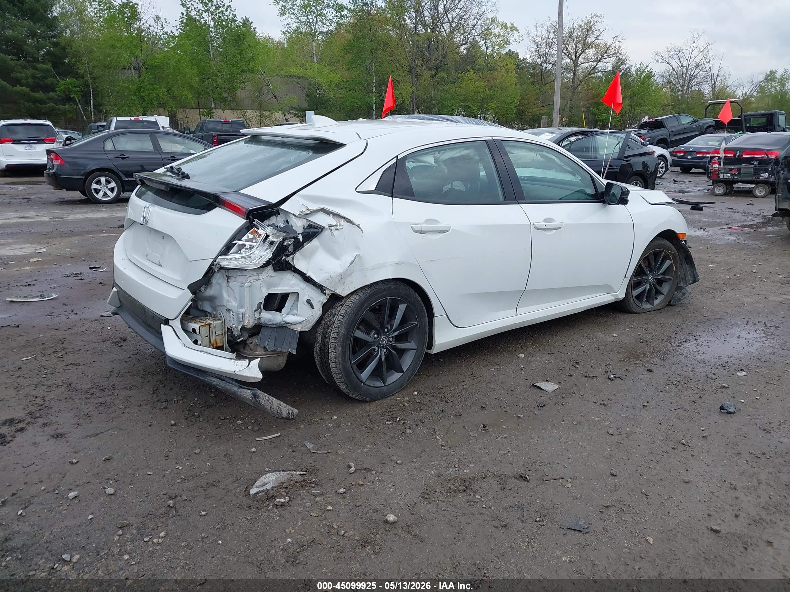 HONDA CIVIC image 4