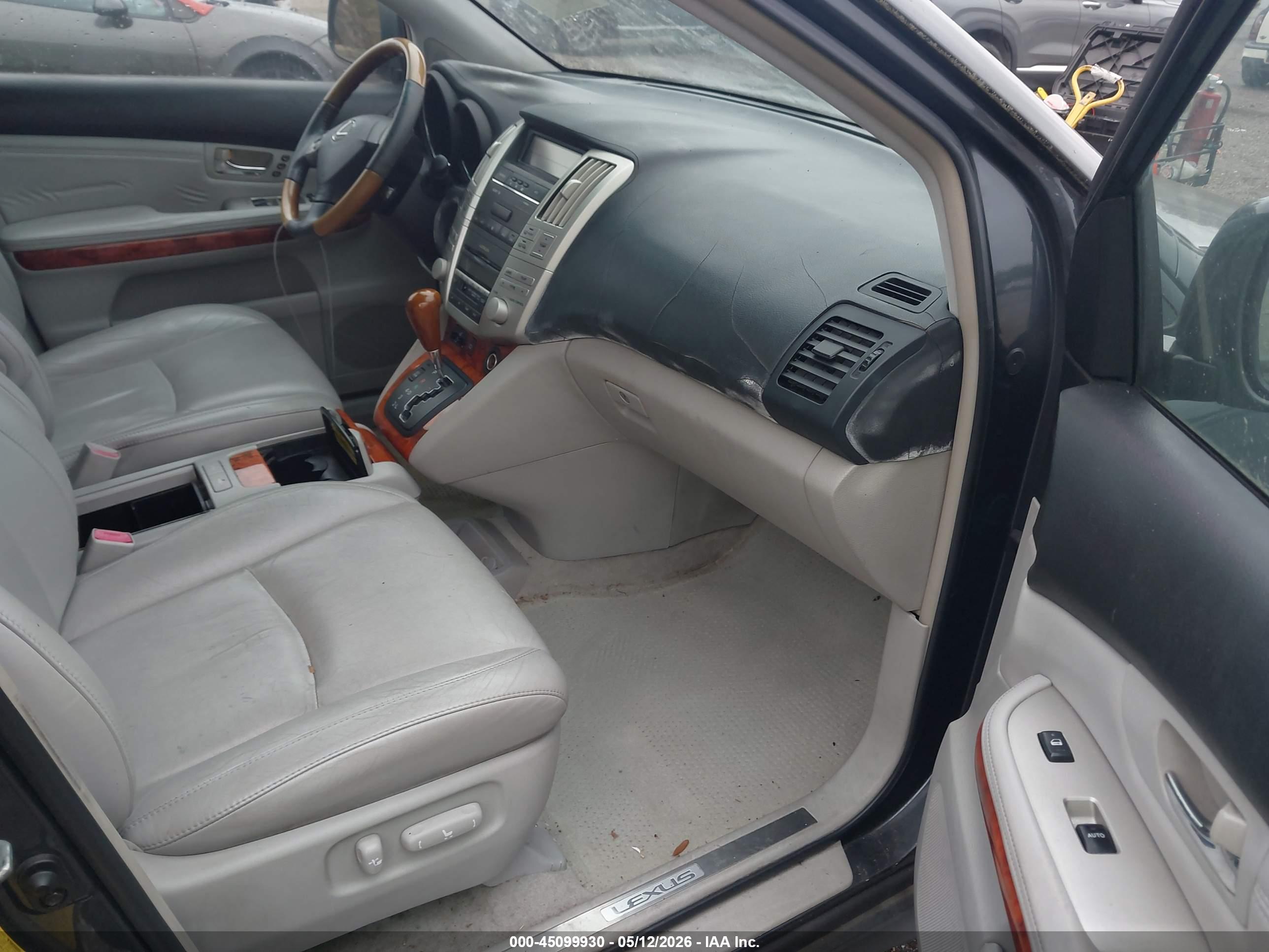 LEXUS RX image 5