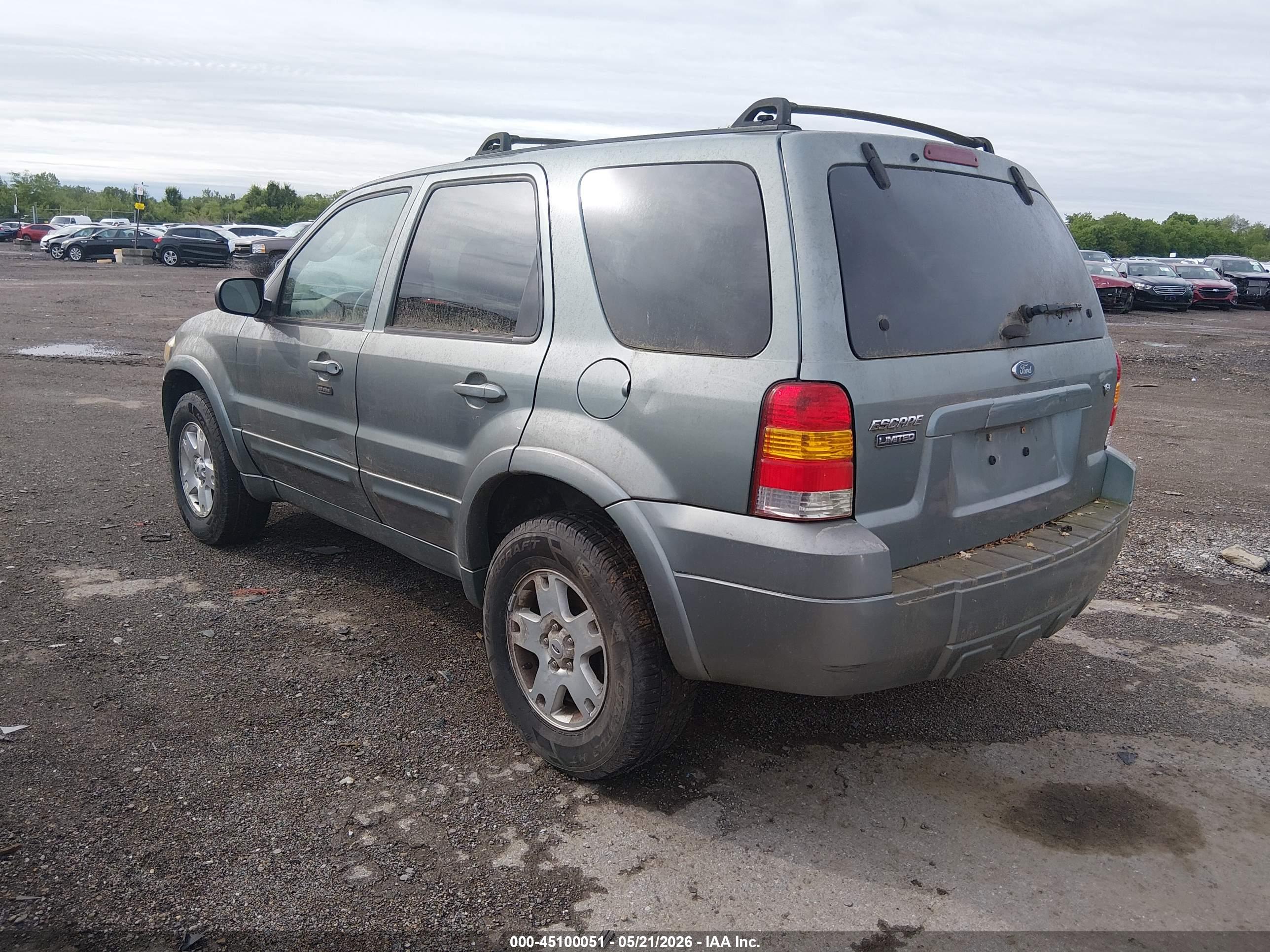 FORD ESCAPE image 3