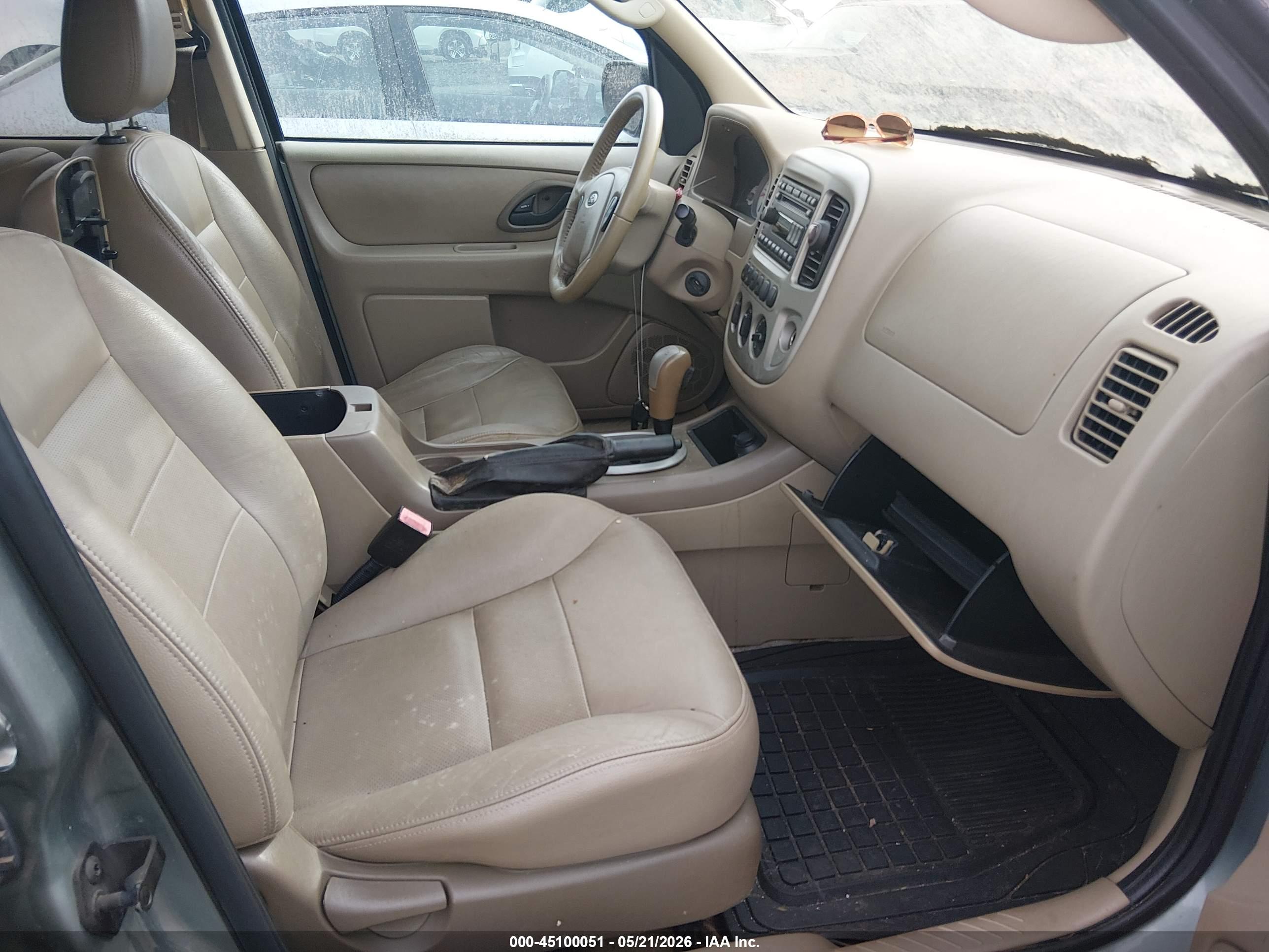 FORD ESCAPE image 5