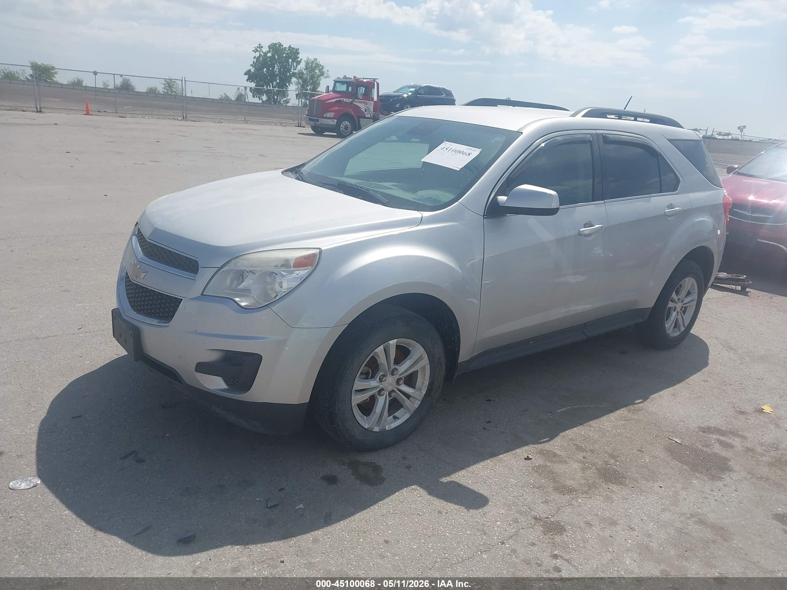 CHEVROLET EQUINOX image 2