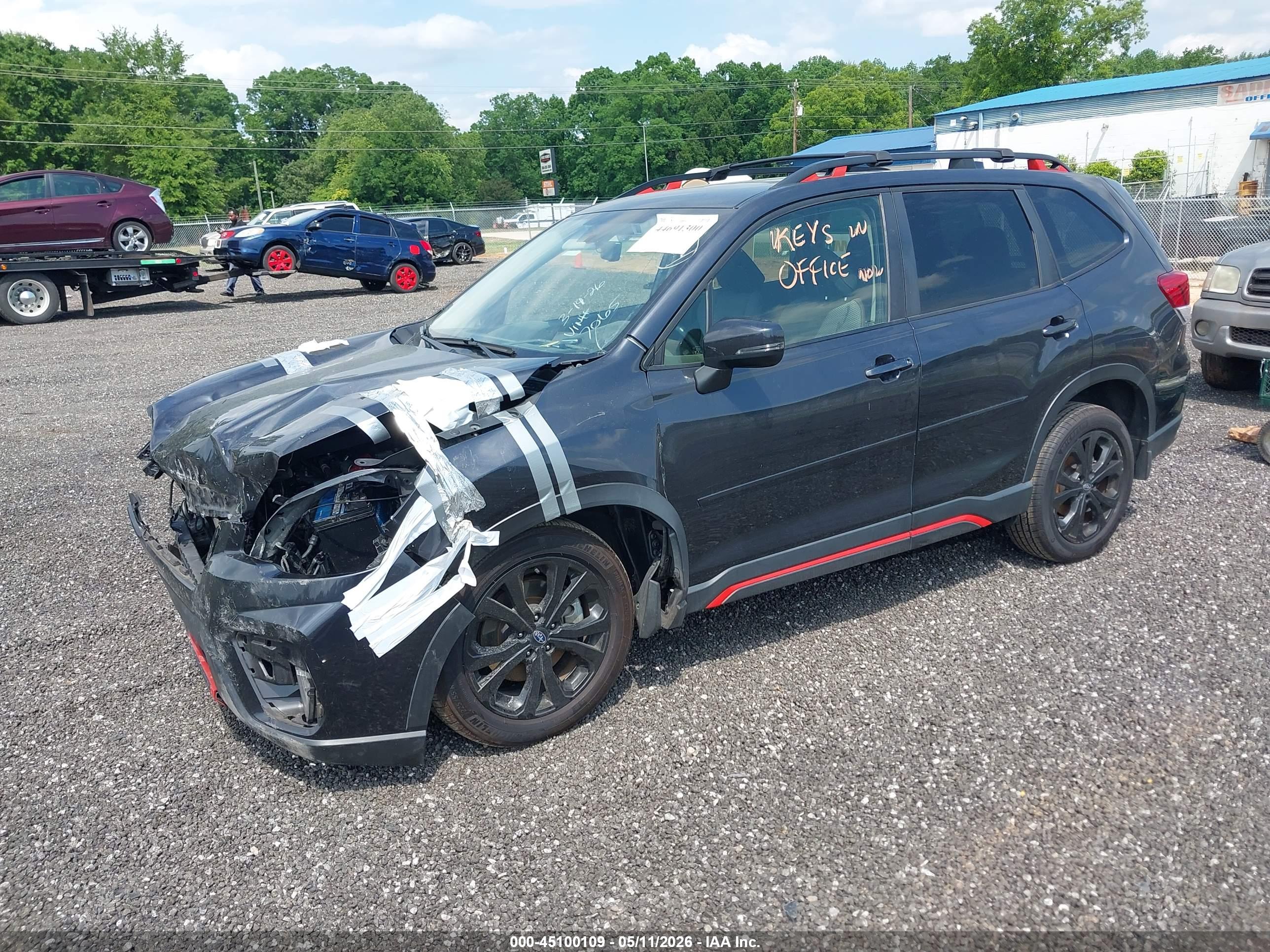 SUBARU FORESTER image 2