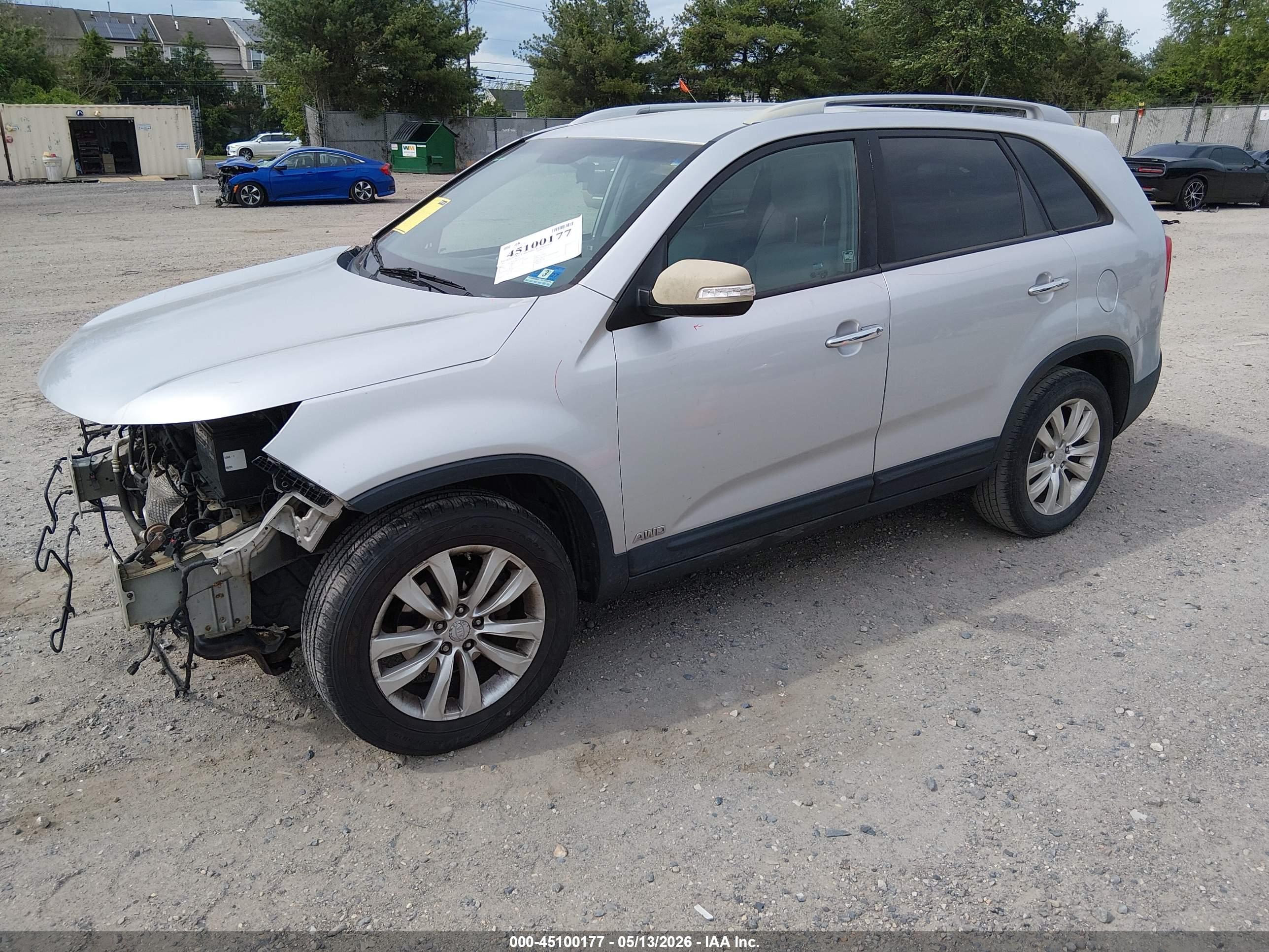 KIA SORENTO image 2