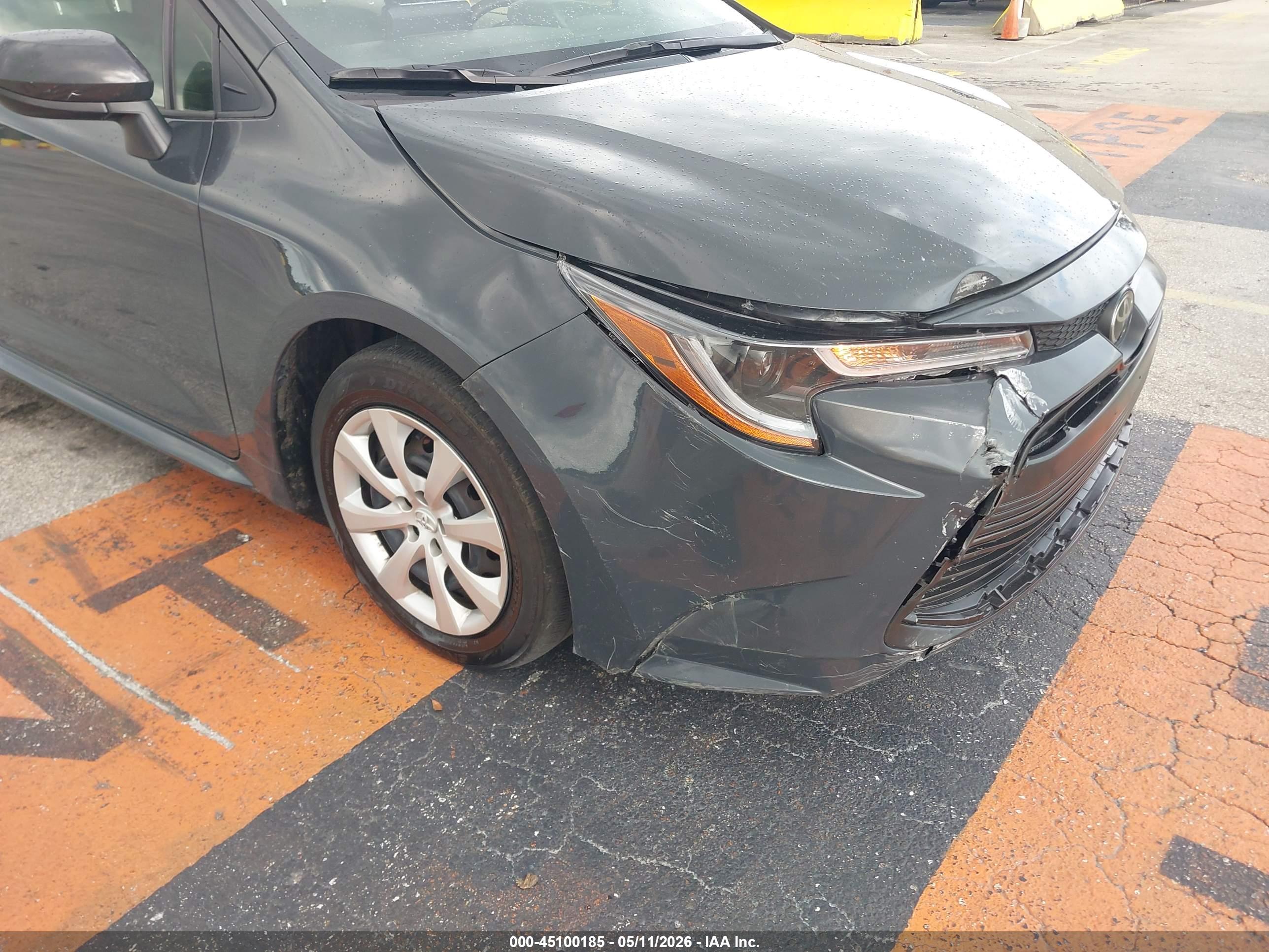 TOYOTA COROLLA image 6