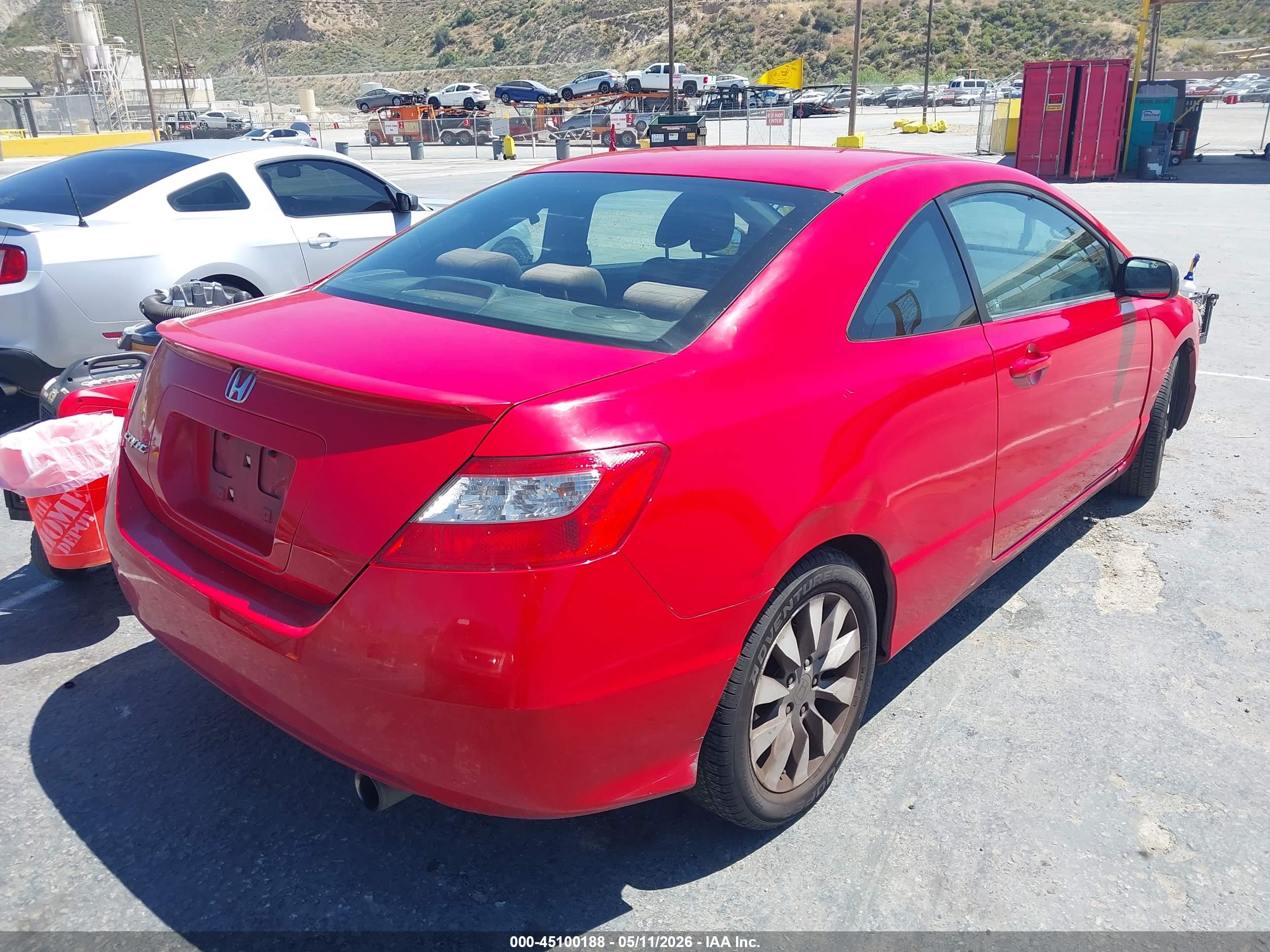 HONDA CIVIC image 4