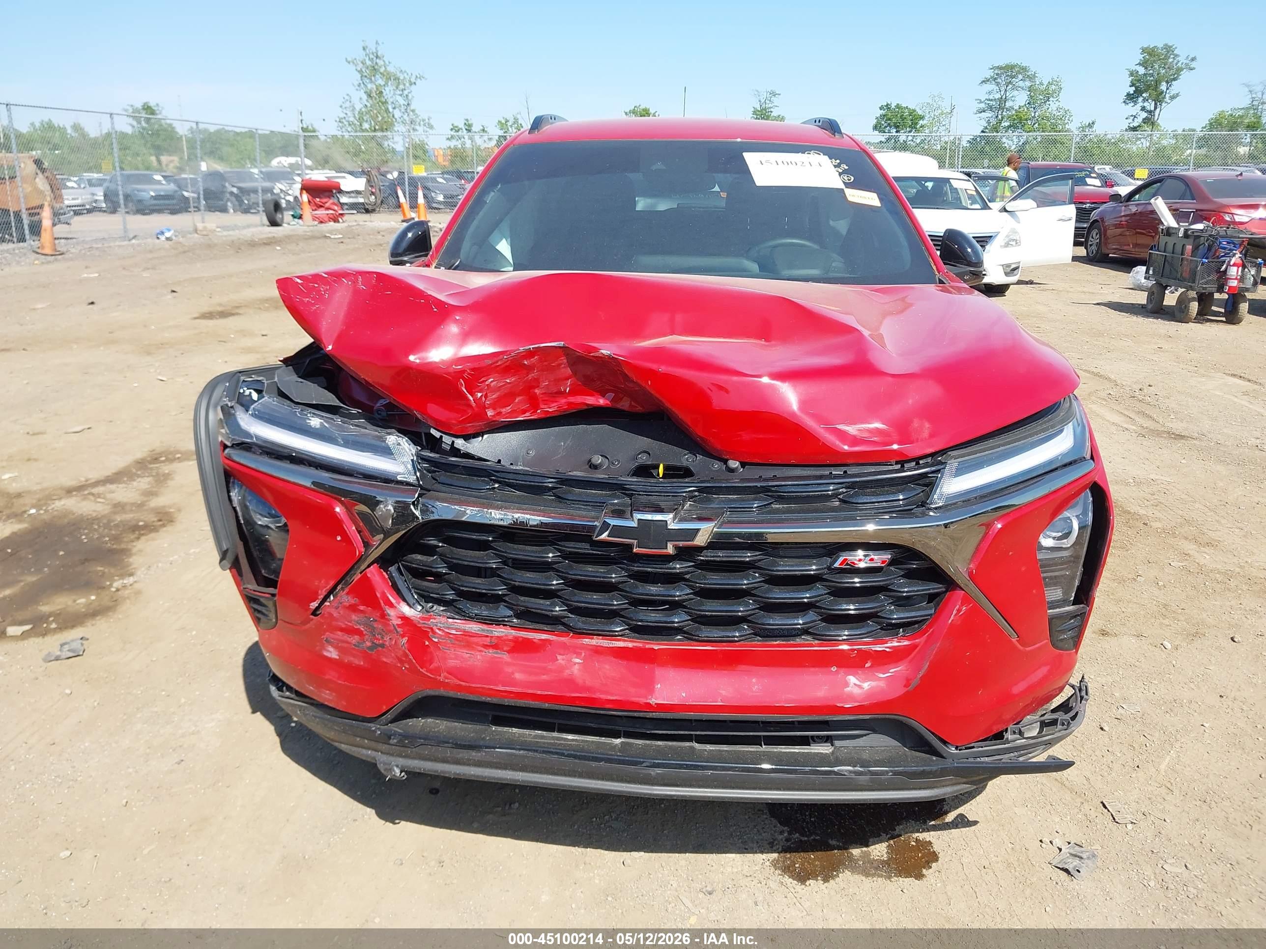 CHEVROLET TRAX image 6