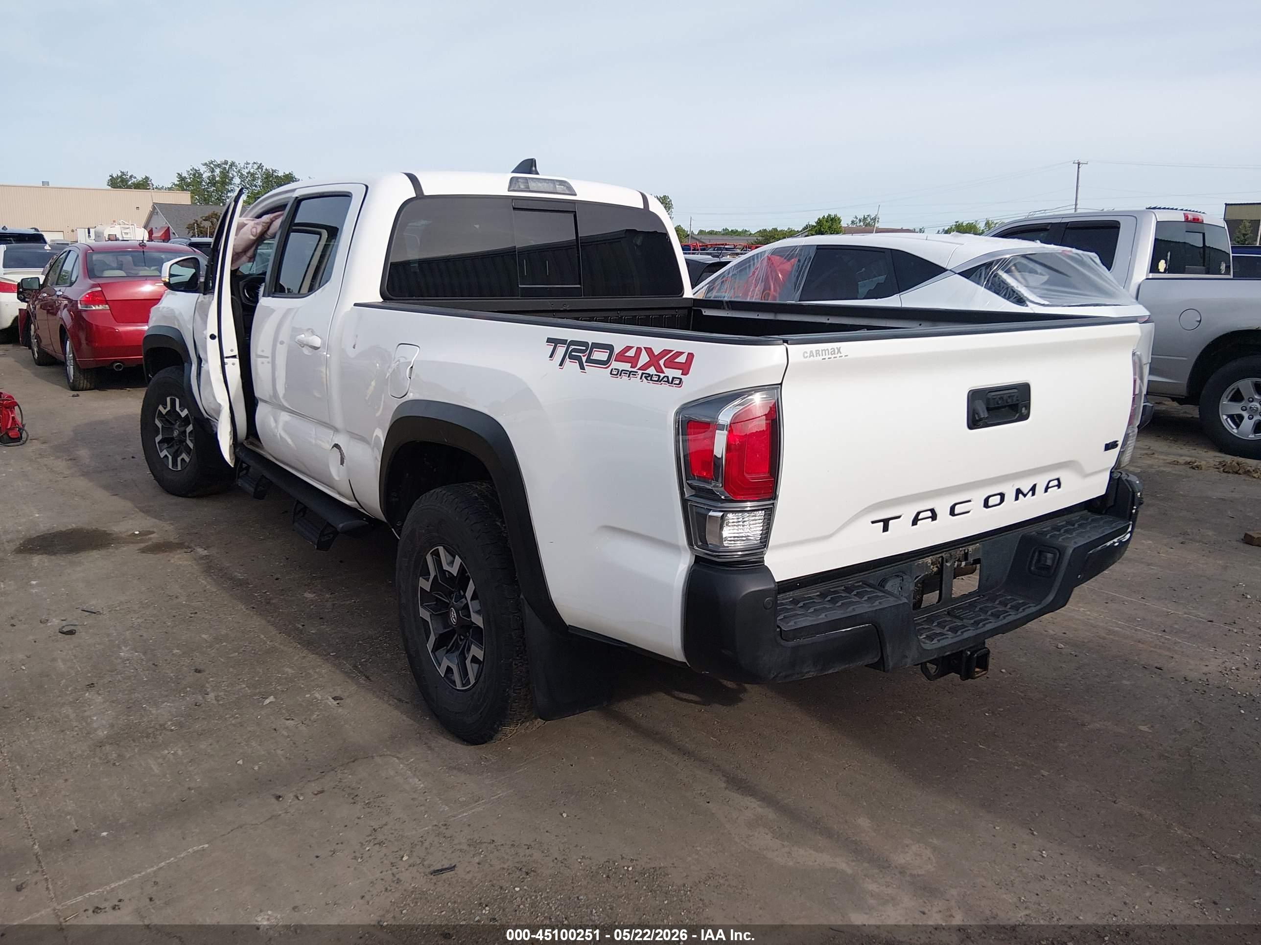 TOYOTA TACOMA image 3