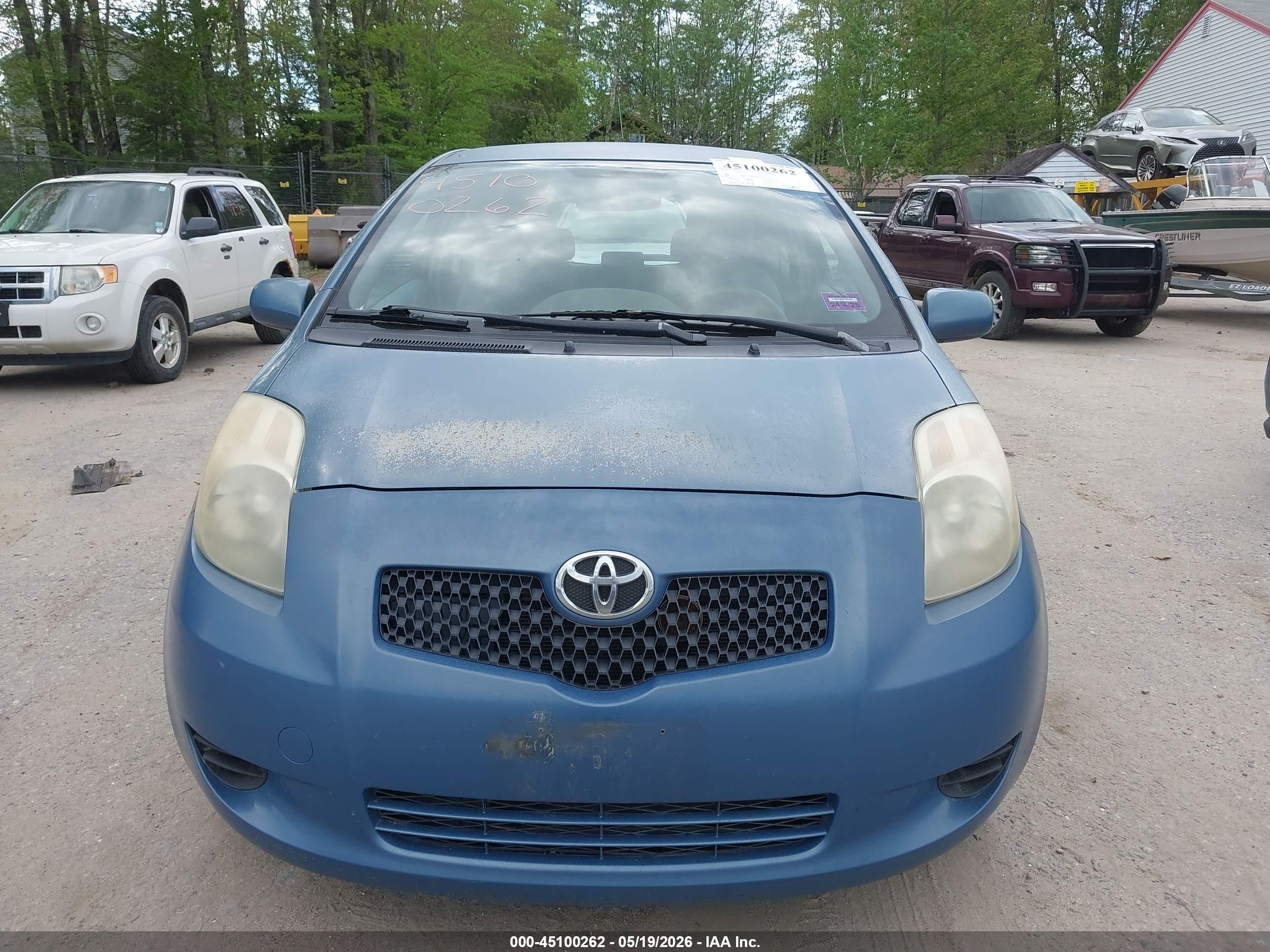 TOYOTA YARIS image 6