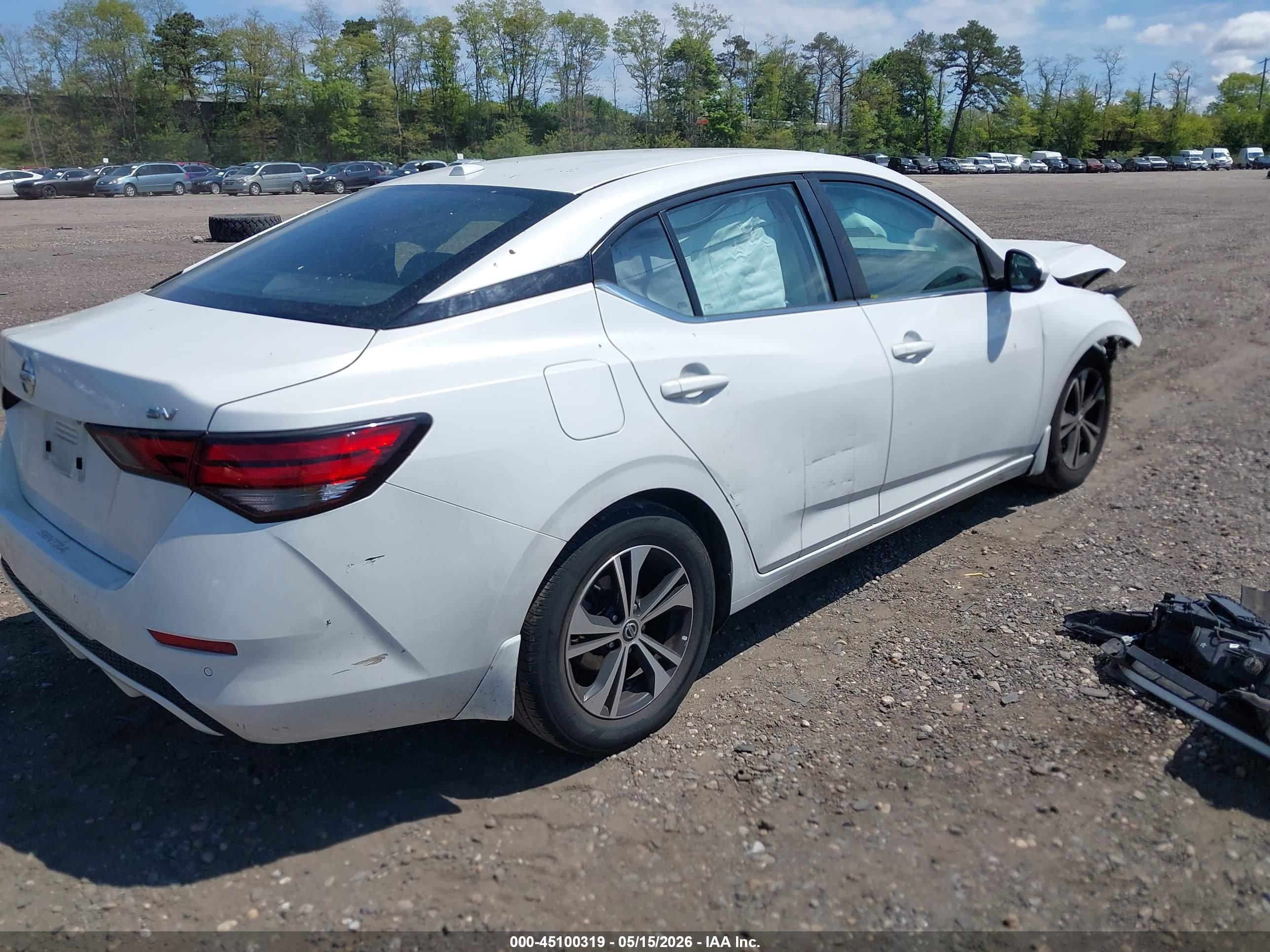 NISSAN SENTRA image 4
