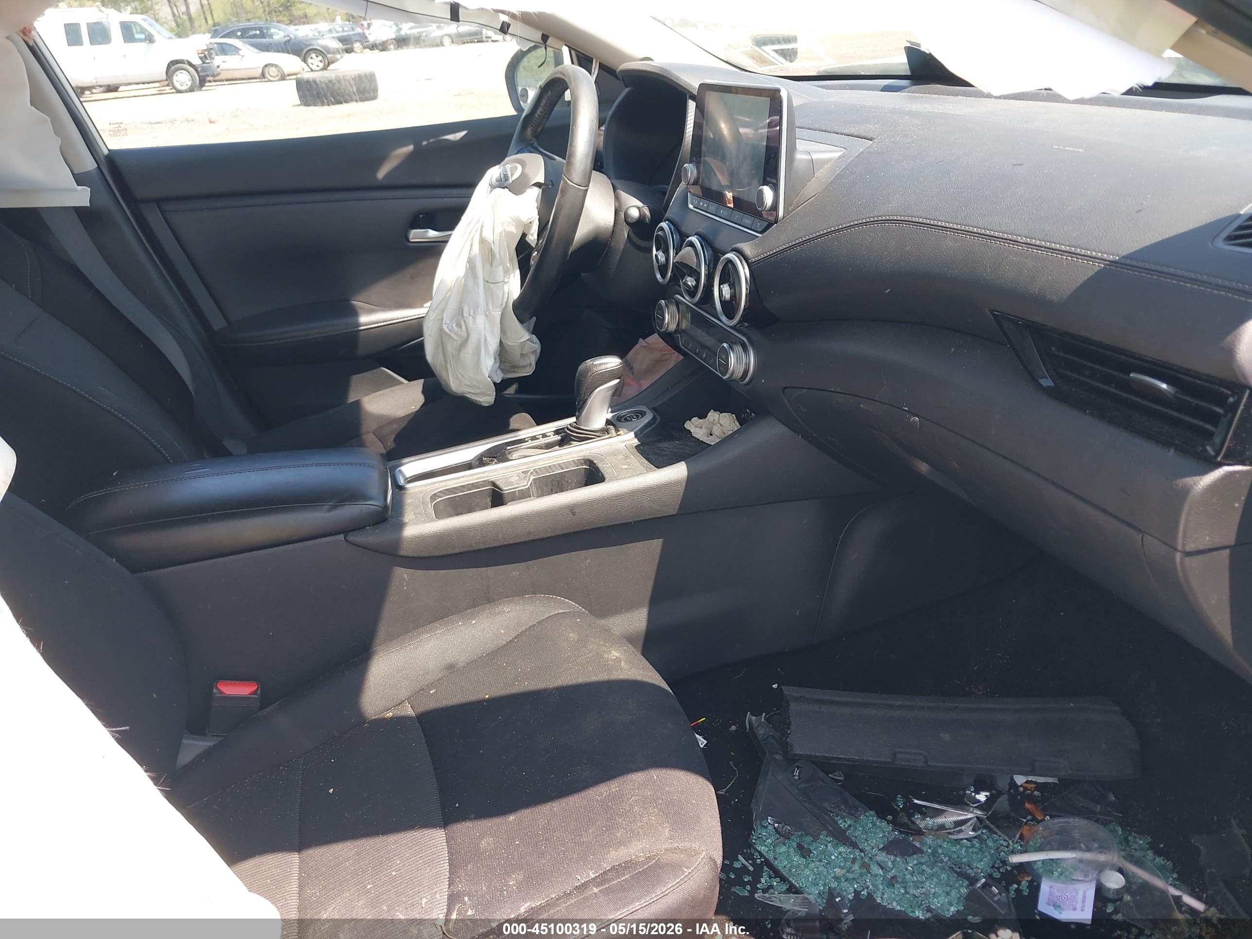 NISSAN SENTRA image 5