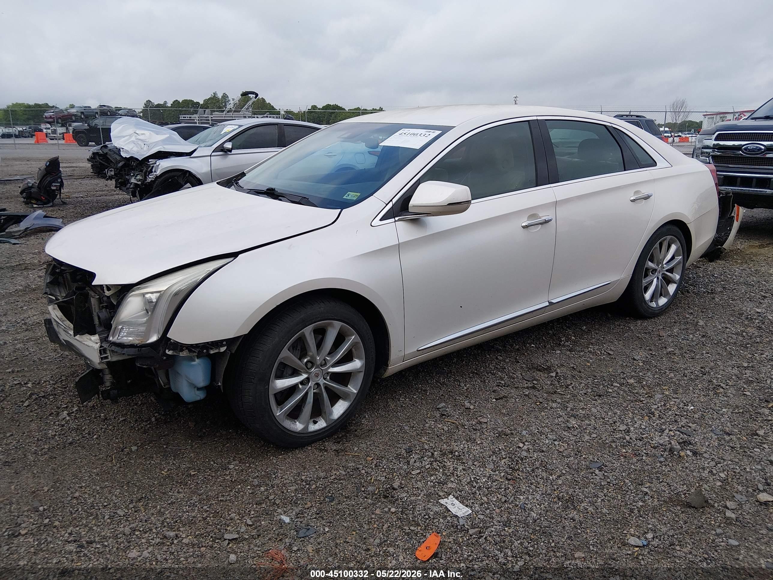 CADILLAC XTS image 2