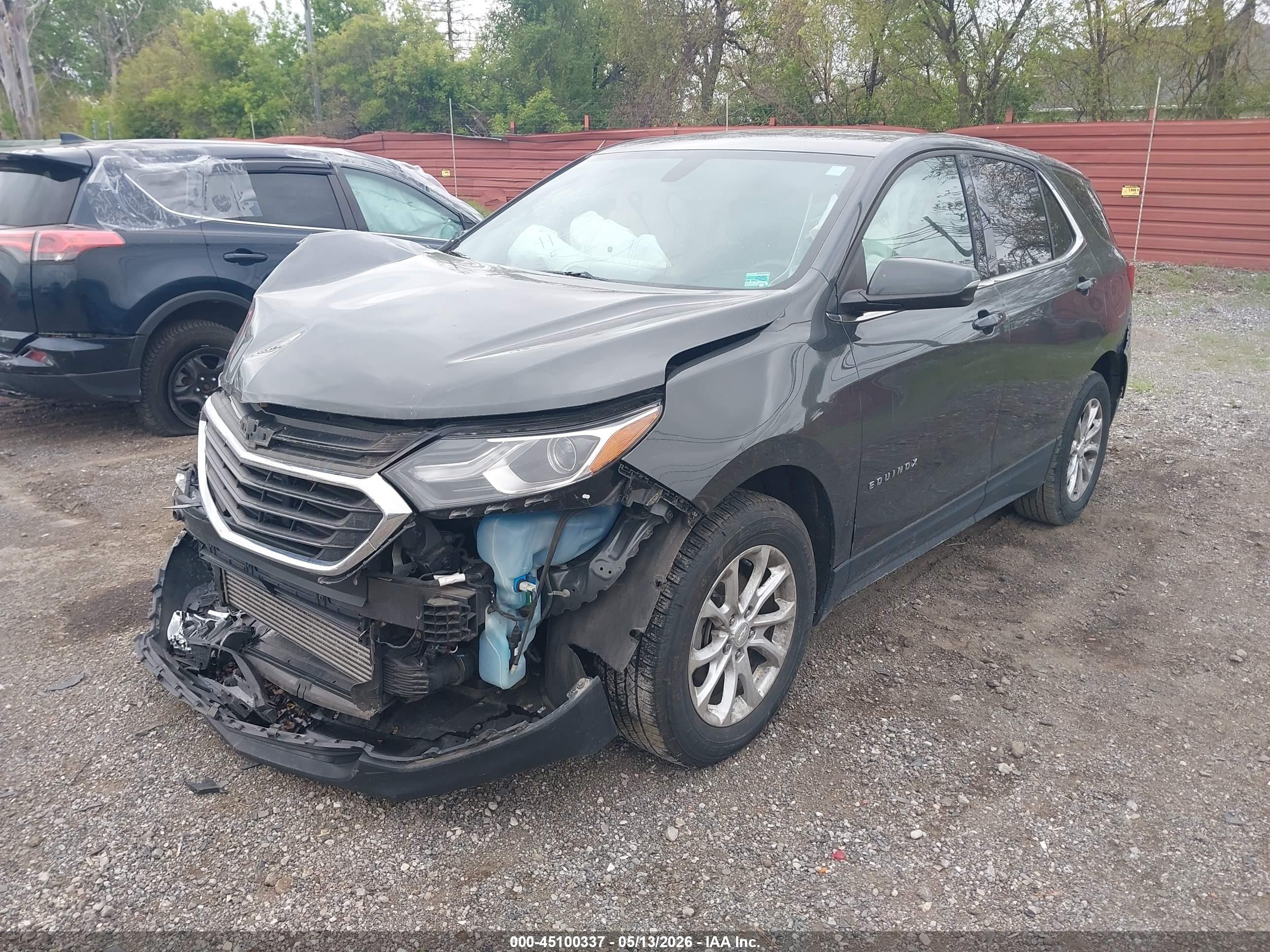 CHEVROLET EQUINOX image 2