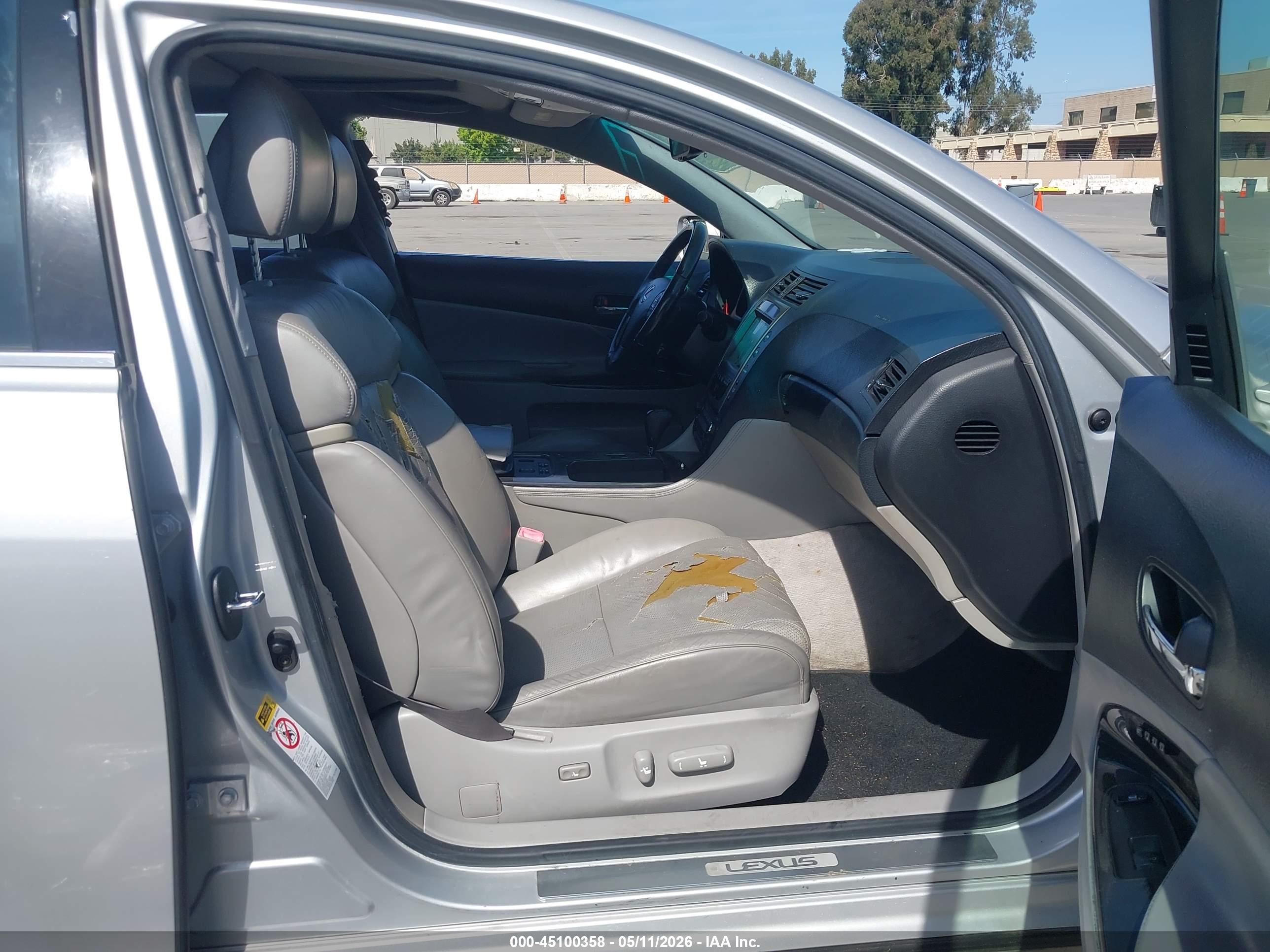 LEXUS GS image 5