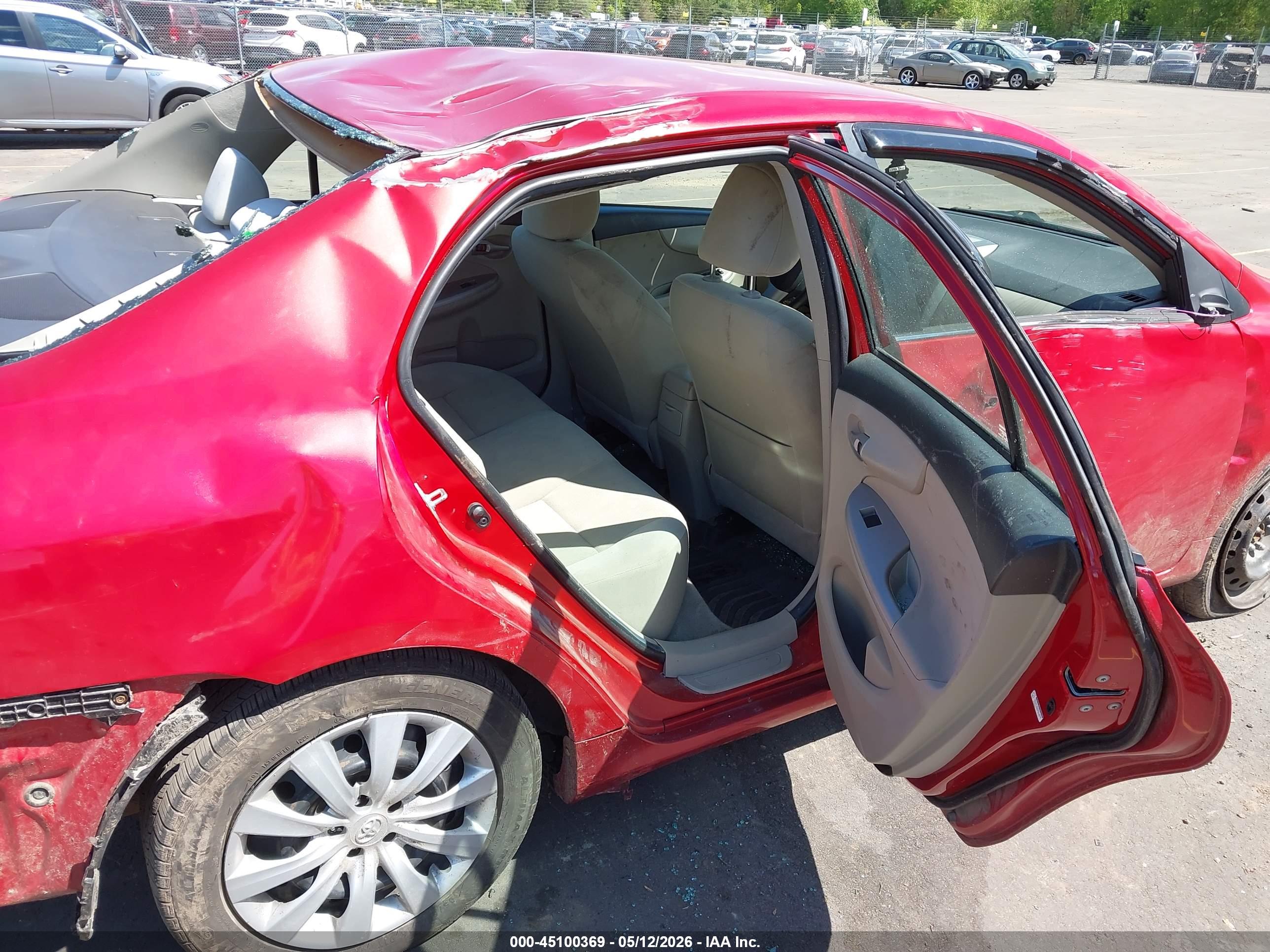 TOYOTA COROLLA image 8