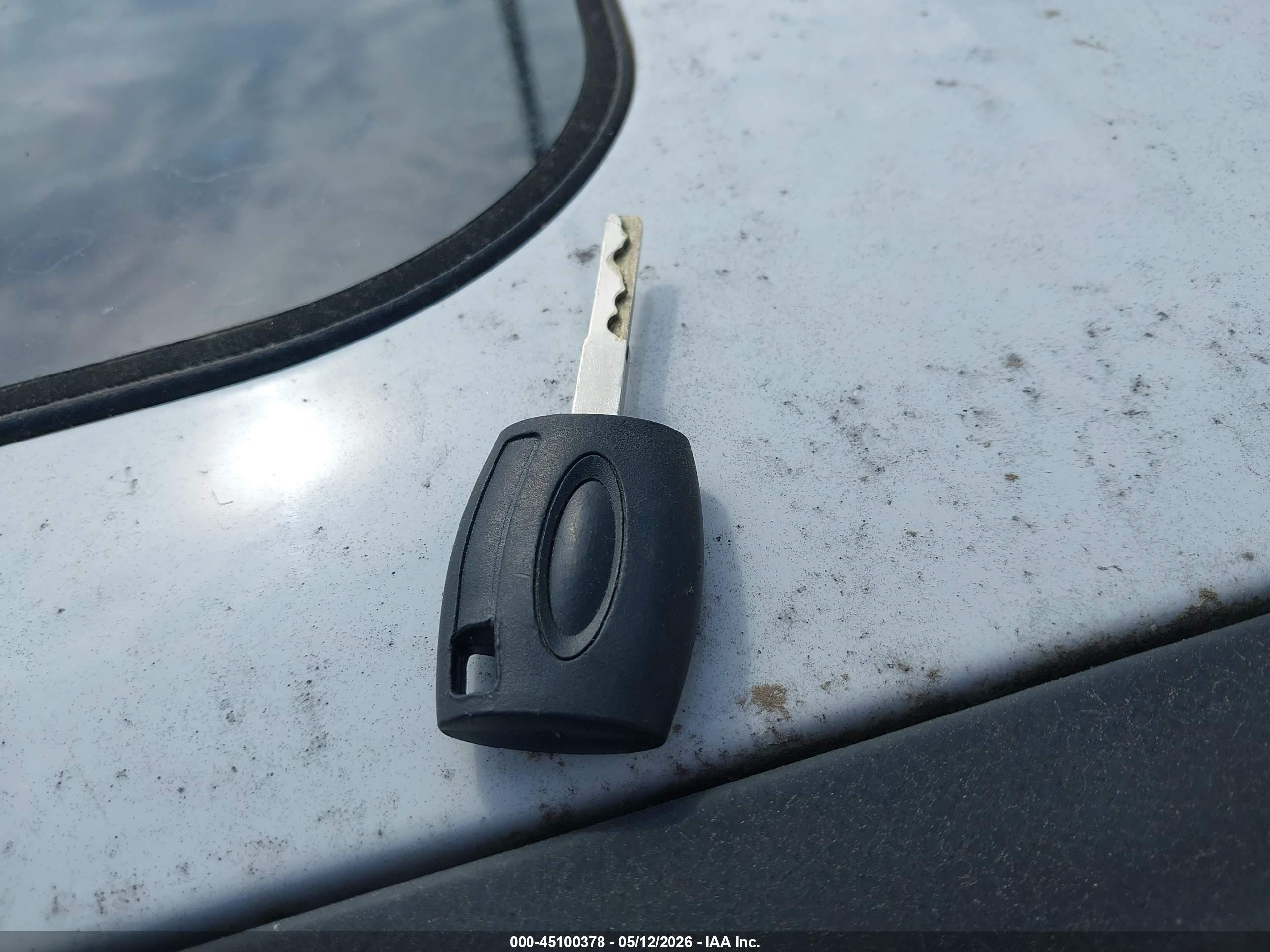FORD FOCUS image 11